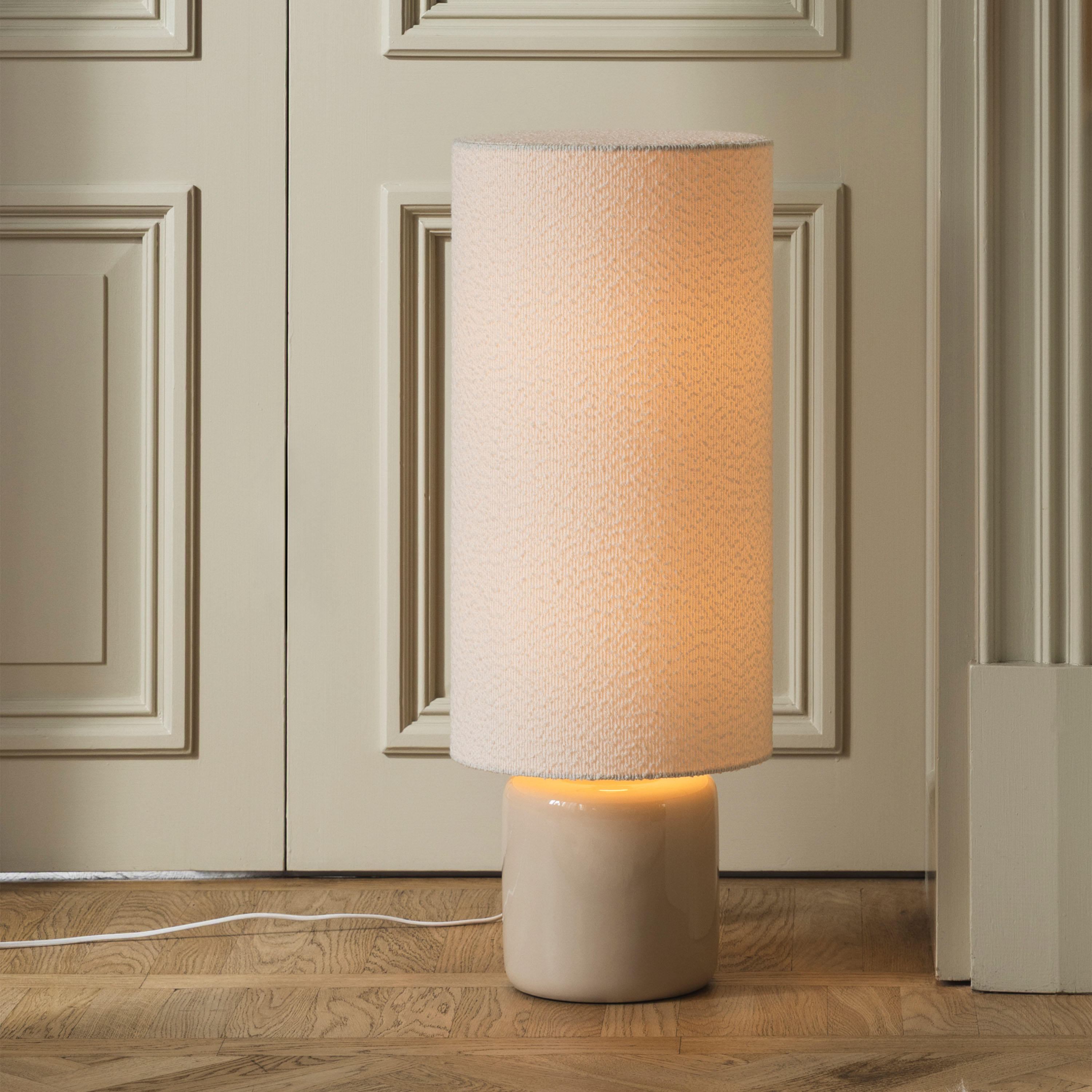 Globen Lighting Florian Gulvlampe Hvit Bouclé/Beige 80cm