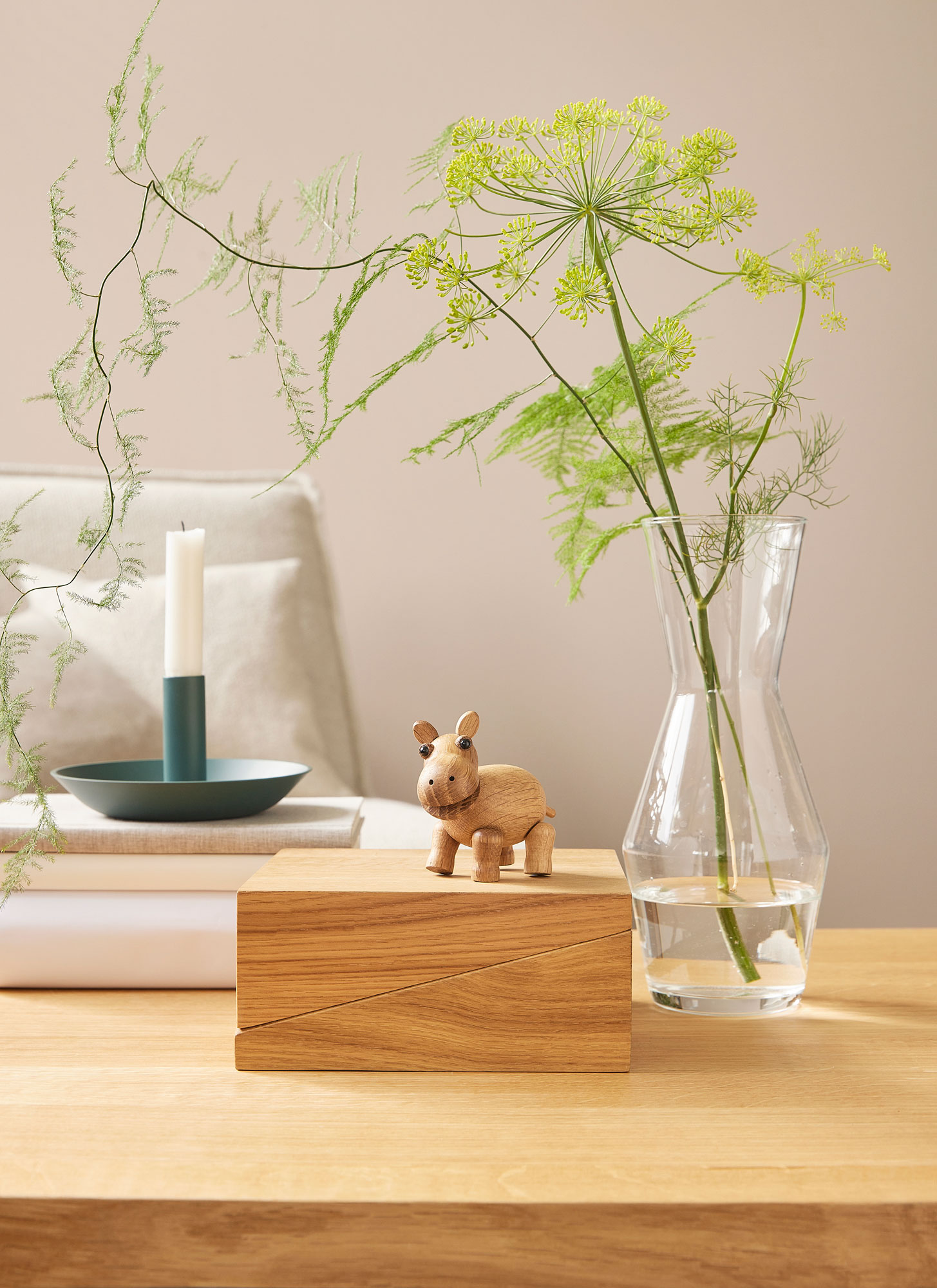 Spring Copenhagen The Water Lily Kynttilänjalka Forest Green Ø15