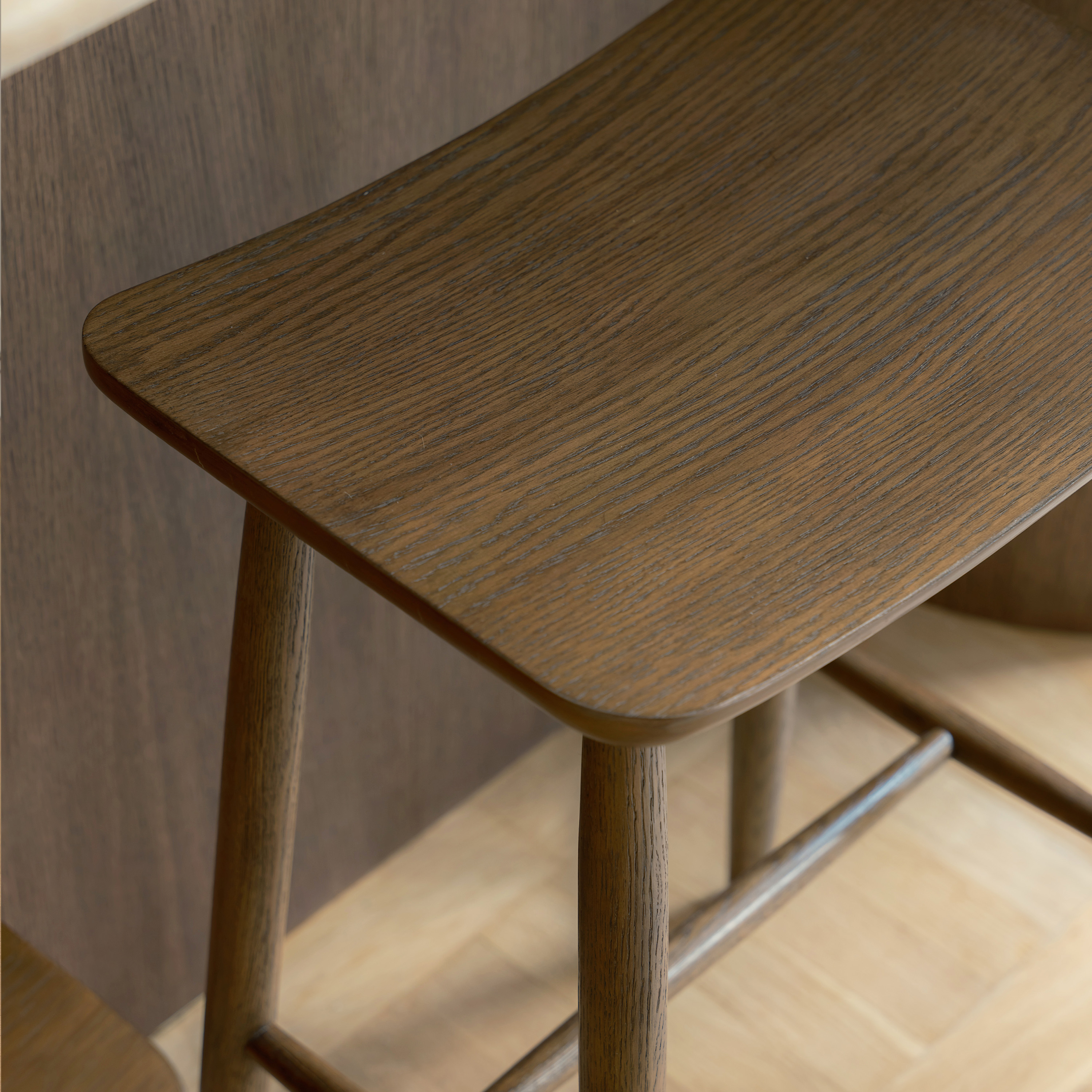 Sleepo Collection Charlie Barhocker Braun gebeizte Eiche