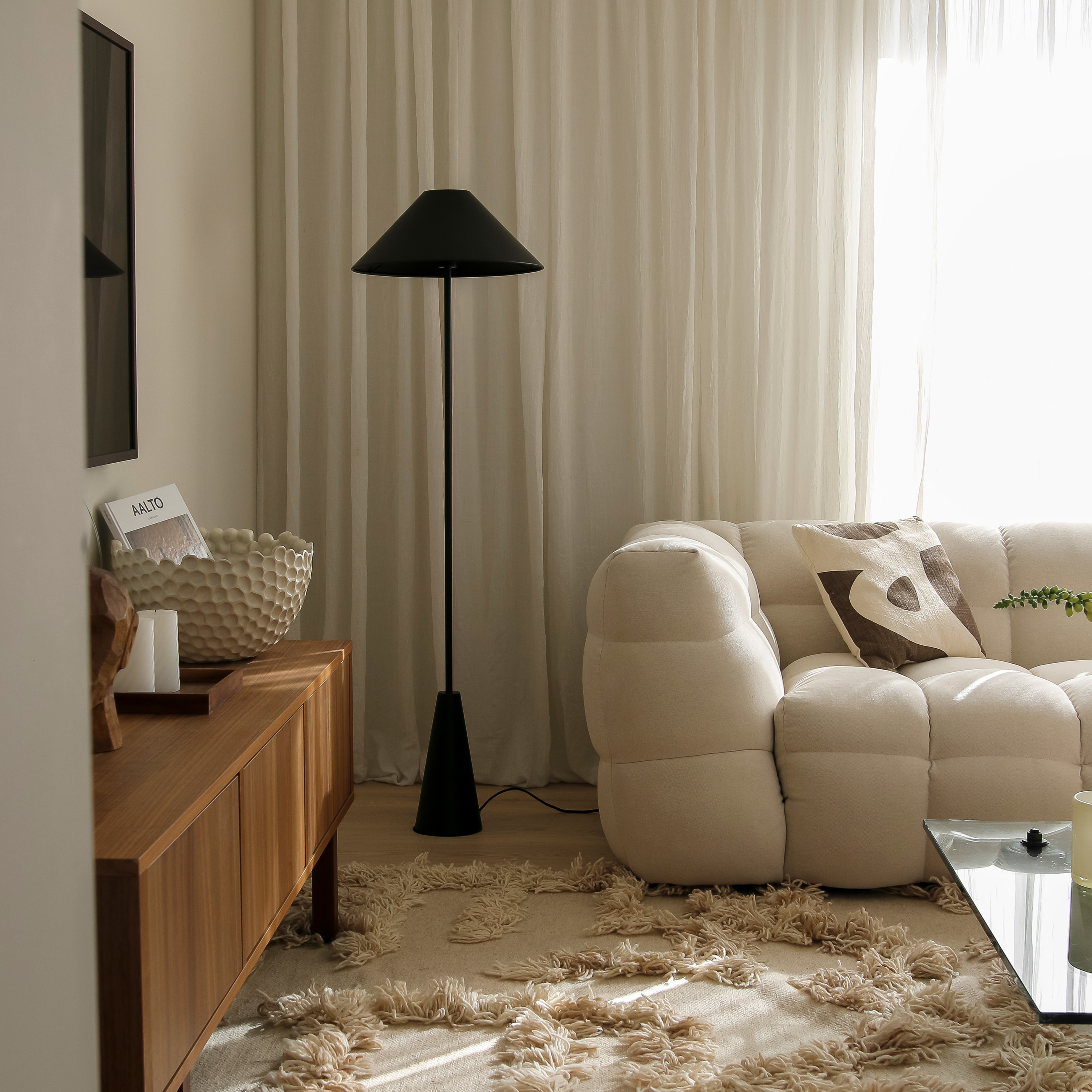 Globen Lighting Cannes Gulvlampe Svart