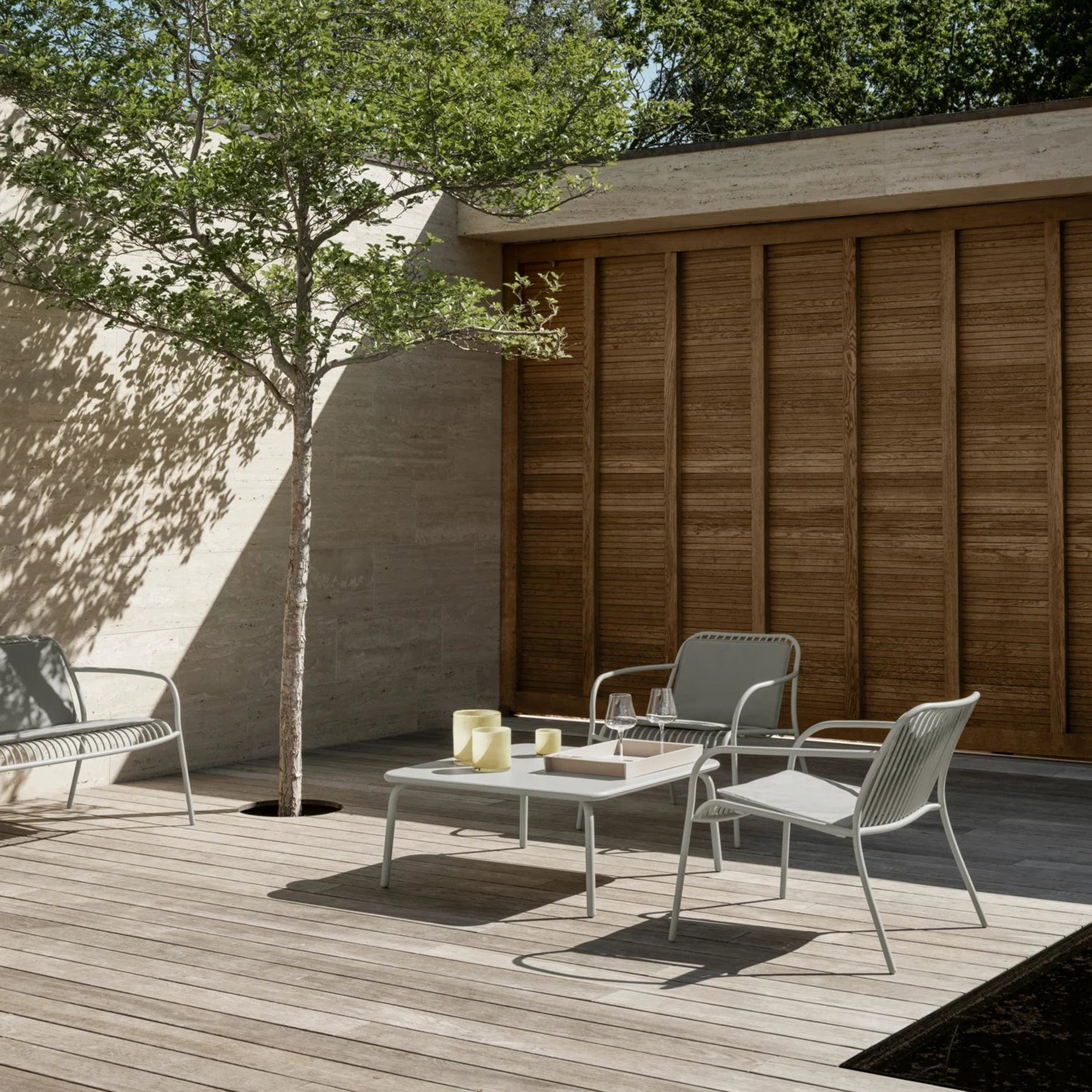 Blomus Yua Utendørs Sofabord Silk Gray 80x80