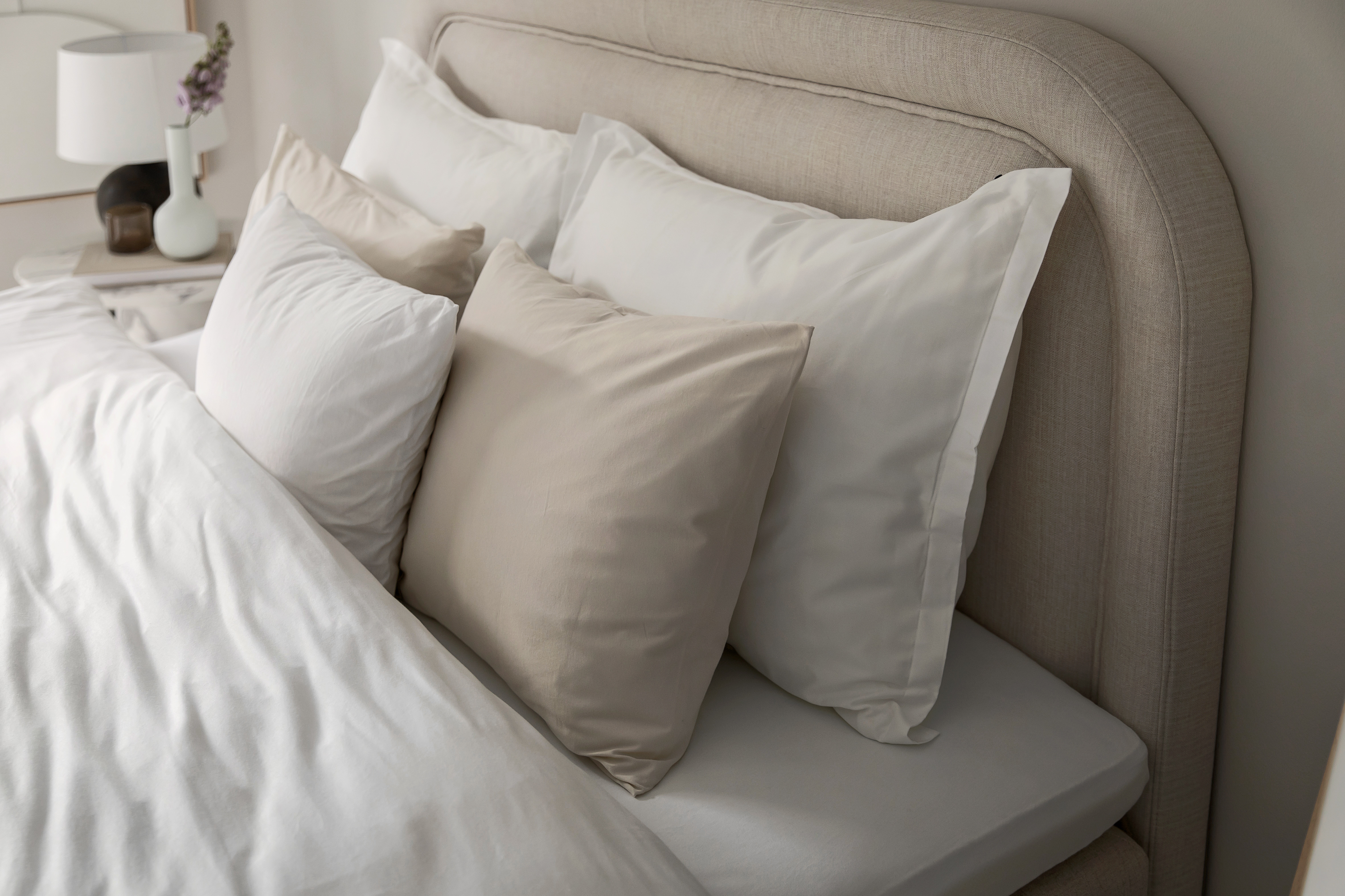 Sleepo Collection Celine Sängynpääty Luonnonväri 180 cm