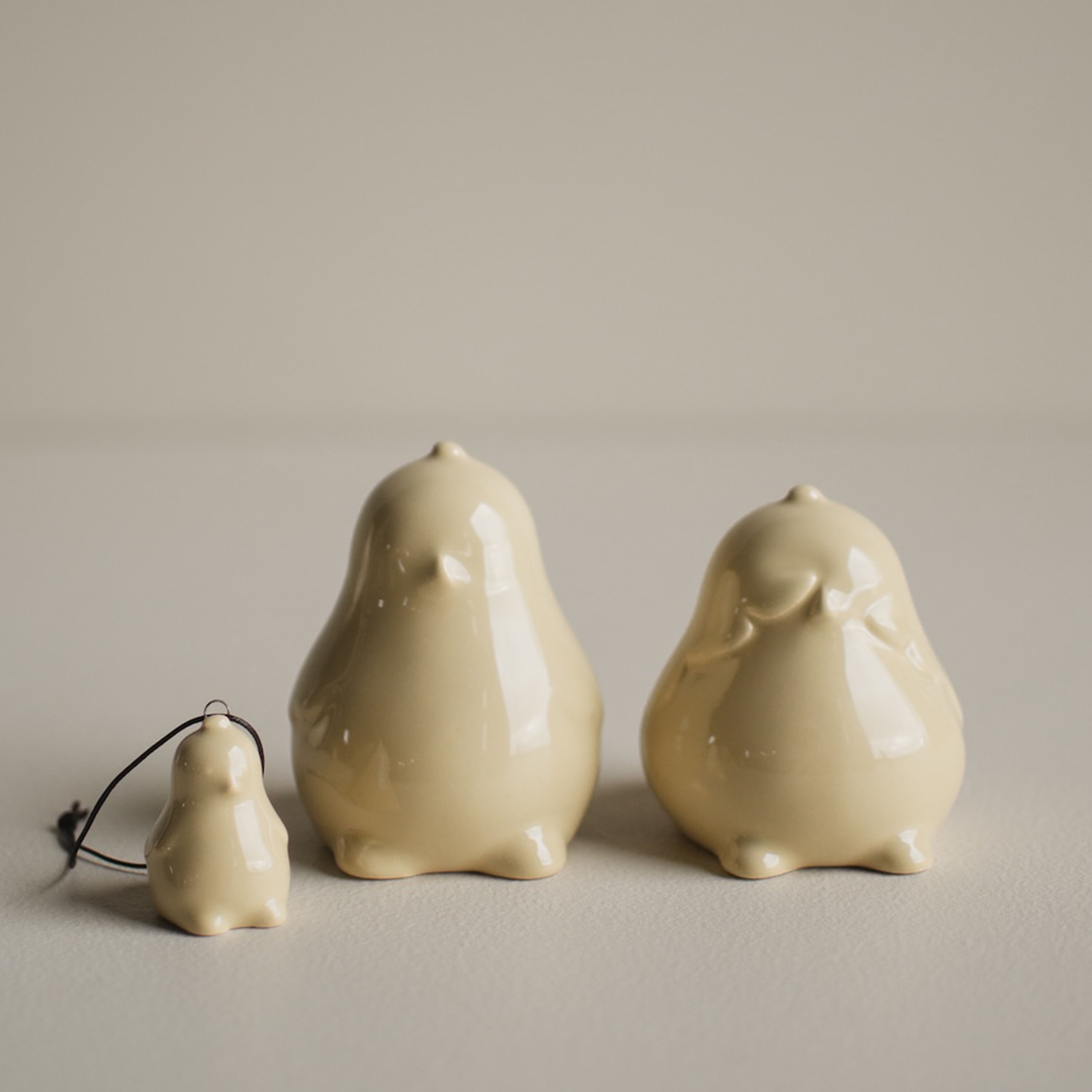 DBKD Chubby Chicken Dekoration Shiny Yellow 2-pack