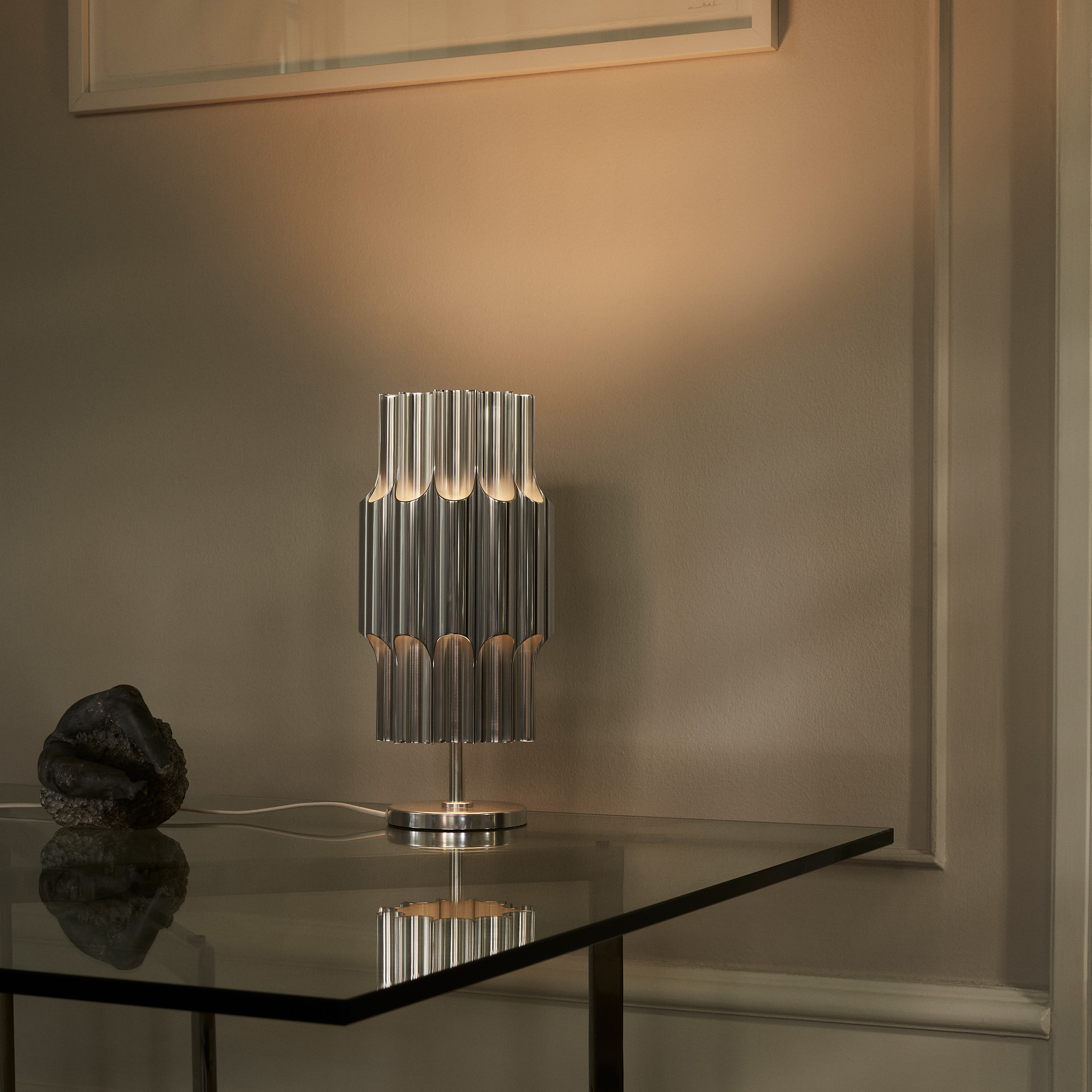 LYFA Pan Tischleuchte Aluminium 40cm