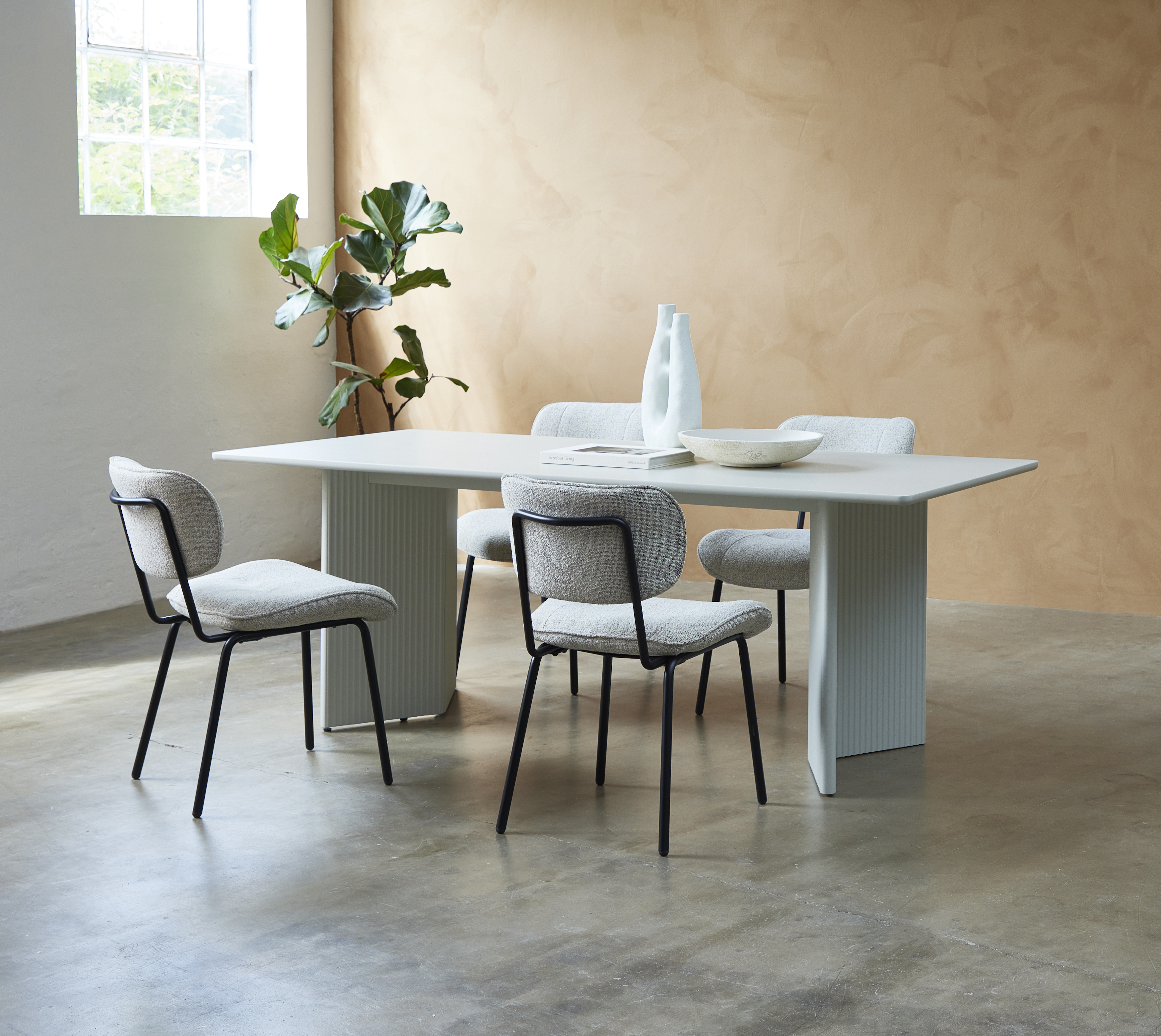 Nordic Home Julian Ruokapöytä Greige 200cm