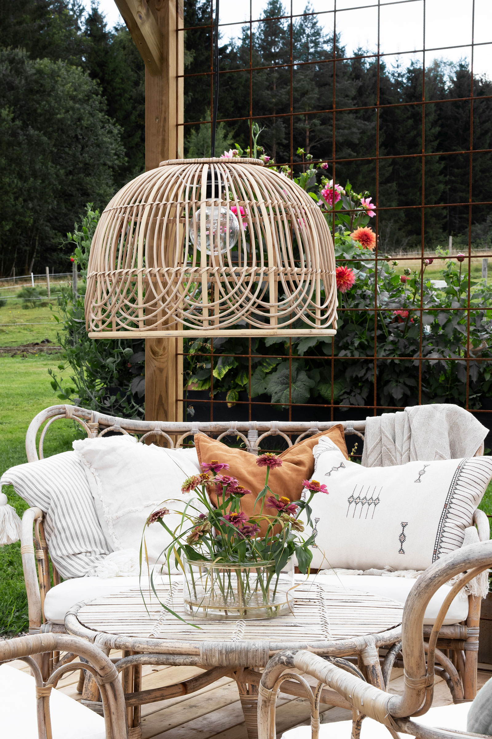 Globen Lighting Bali 50 Zoll Naturbildschirm