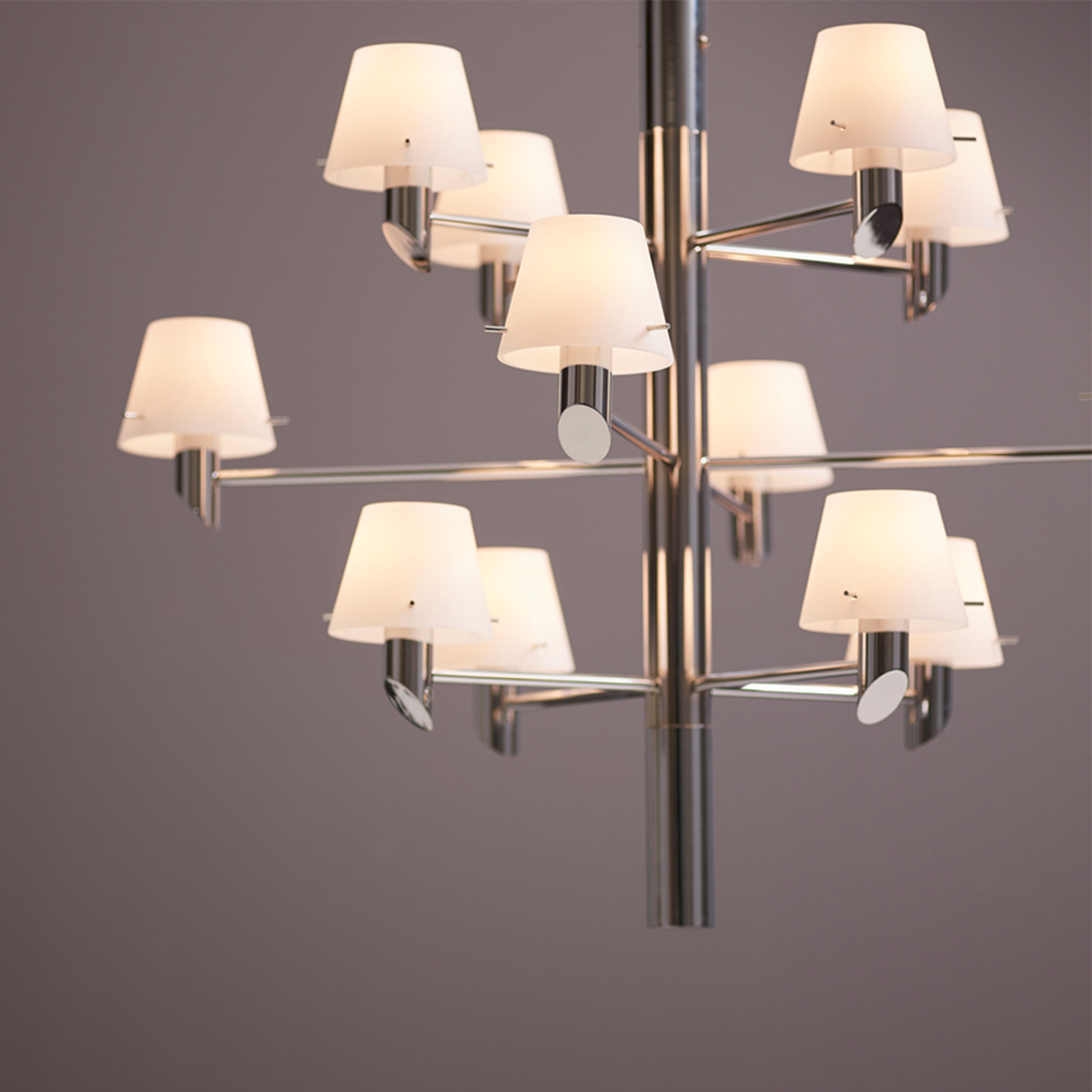 Herstal Gil 12 Deckenleuchte Chrom / Opalglas