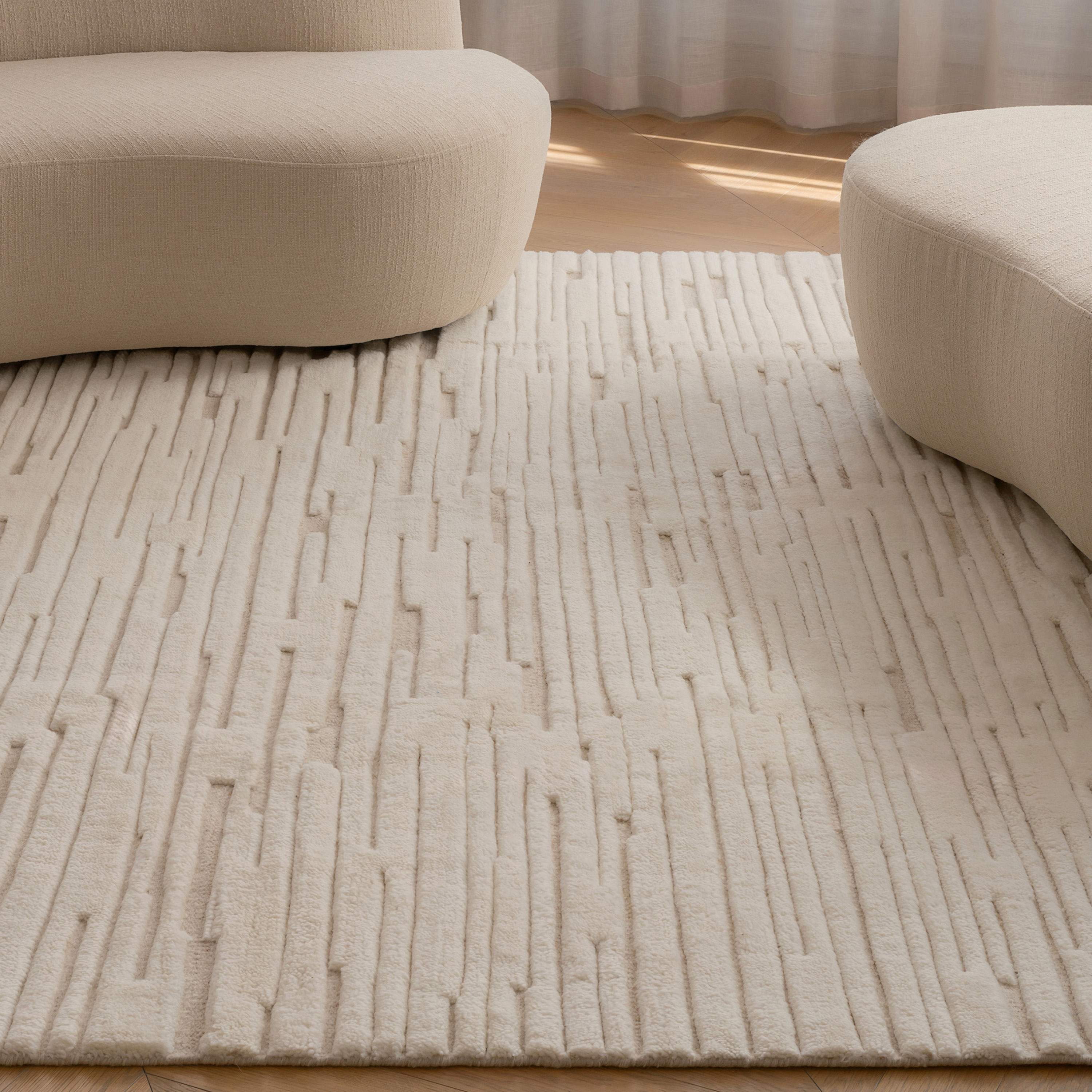 Chloe Ullmatta White/Natural 250x350