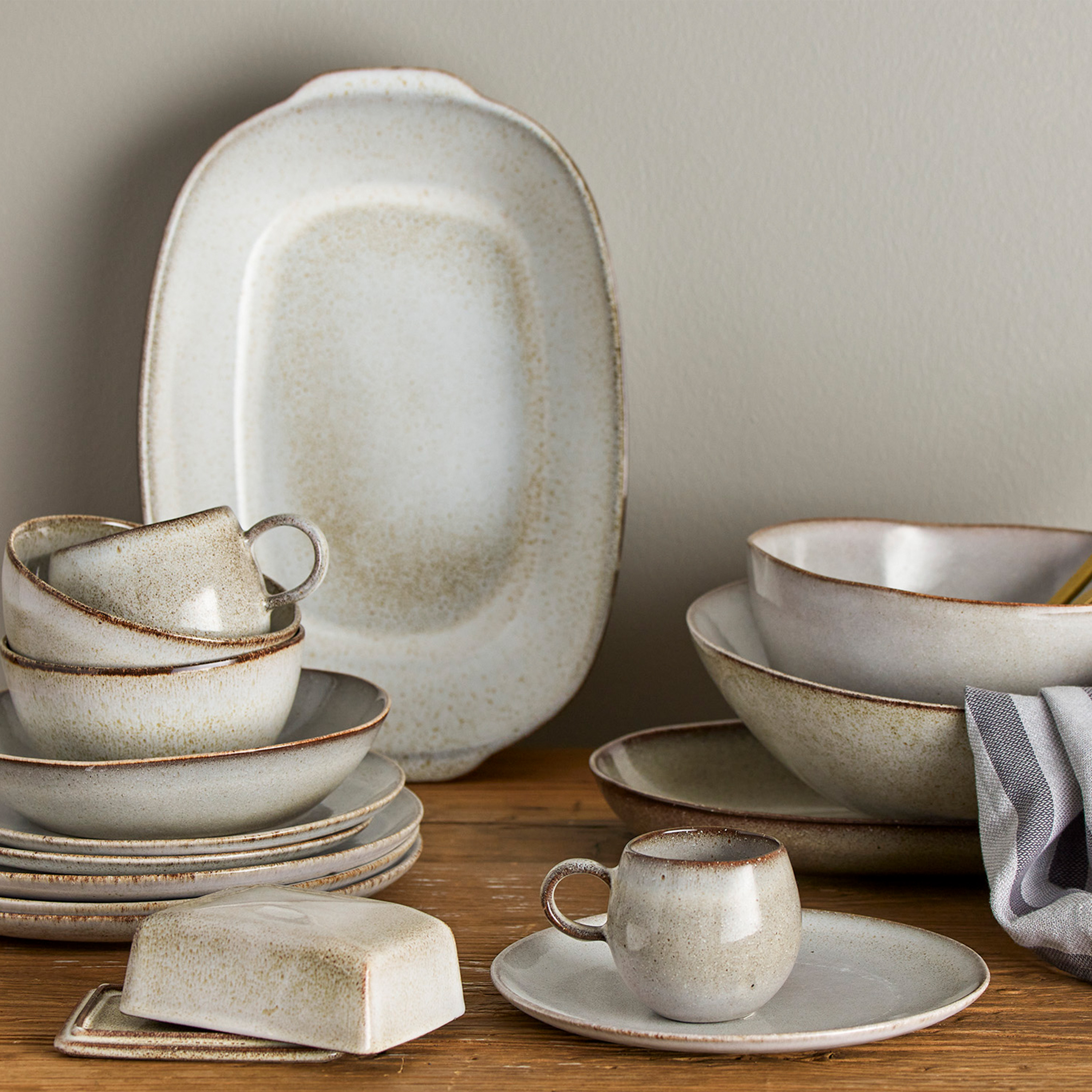 Bloomingville Sandrine 12-piece Dinnerware Set Nature