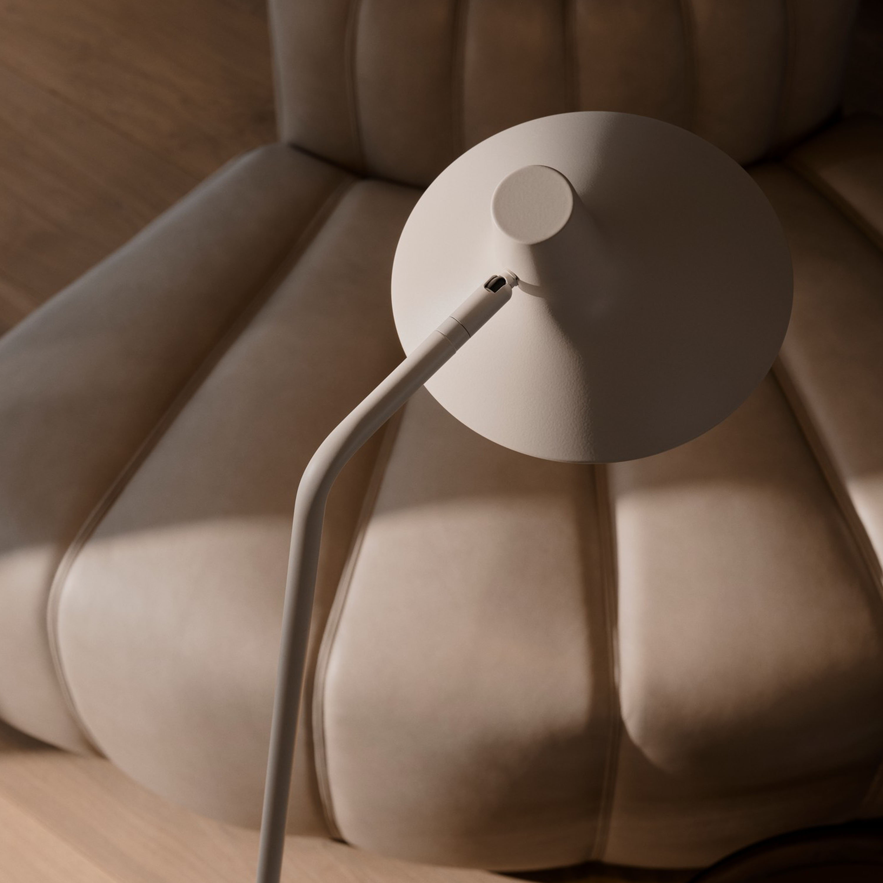 Design For The People Darci Golvlampa Sand