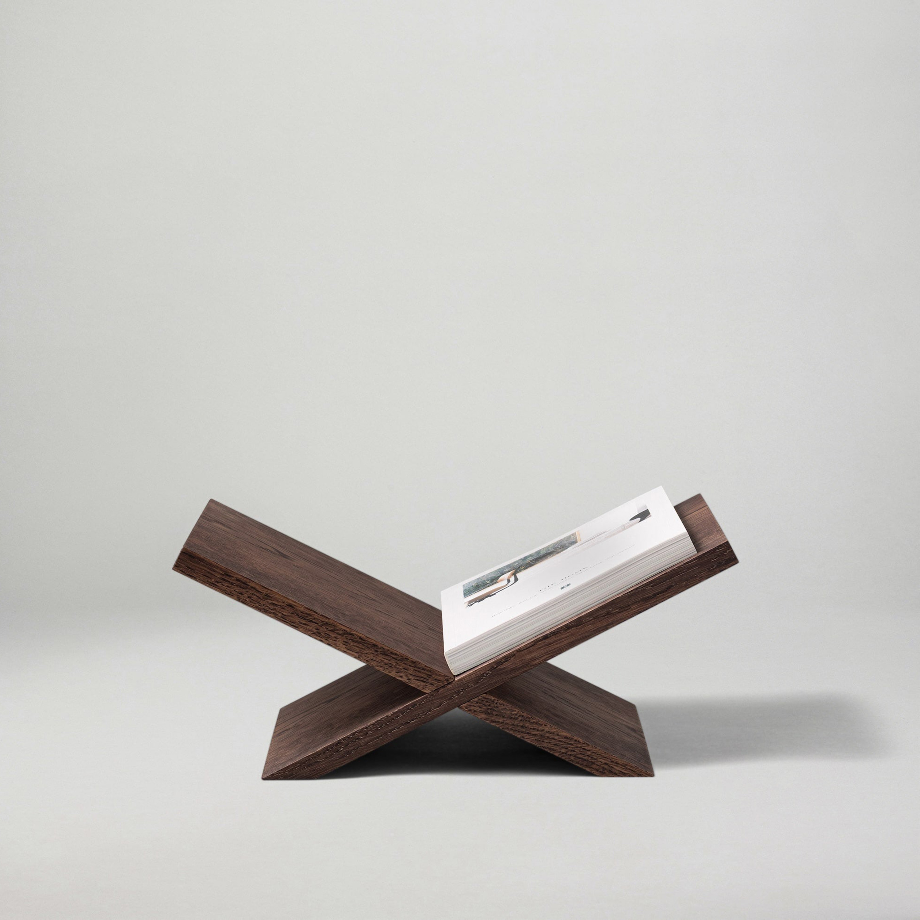 New Mags Rest Bokställ Smoked Oak