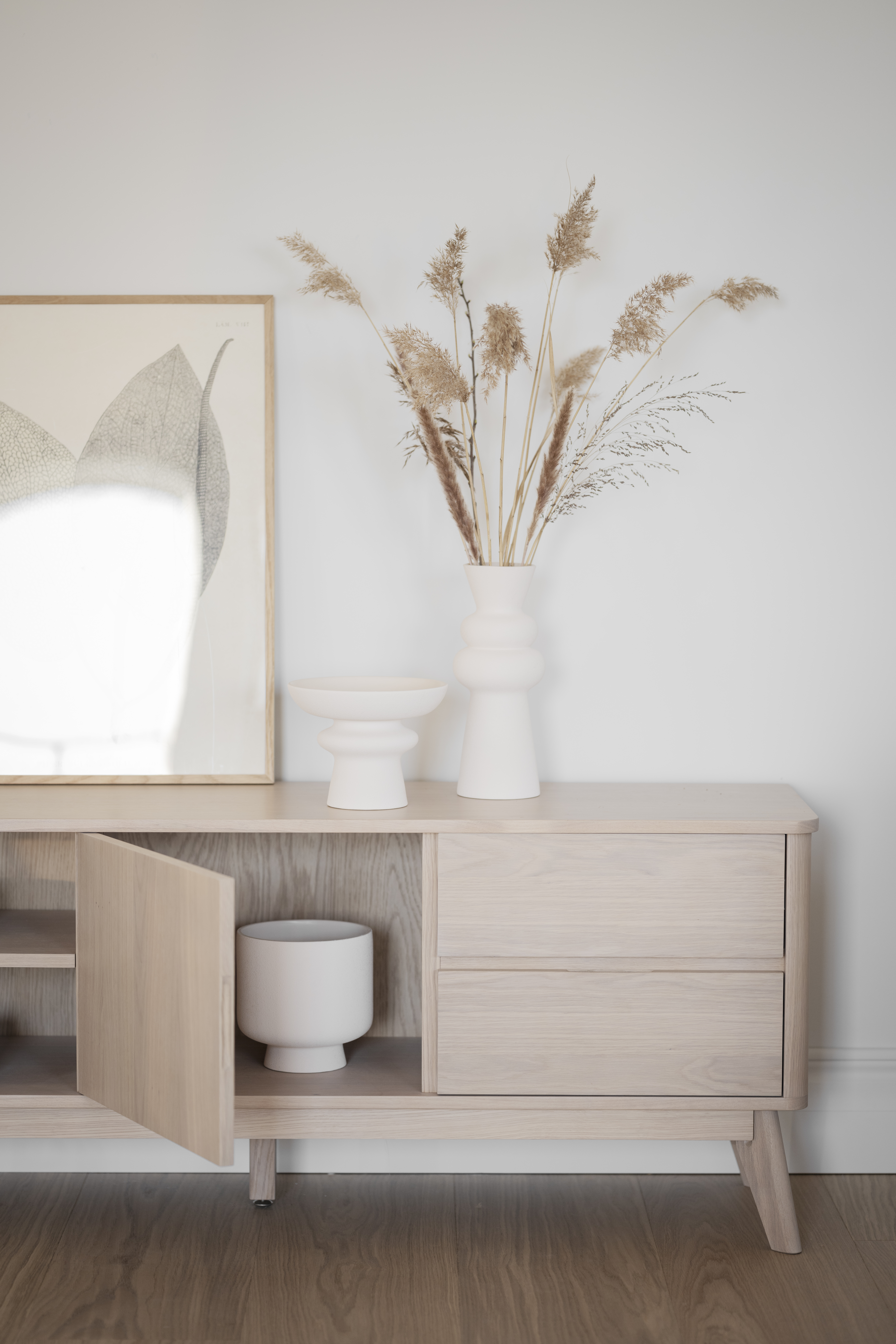 Rowico Home Yumi TV-Schrank Weiß pigmentiert 152cm