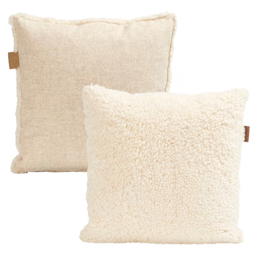 Lina Prydnadskudde Fårskinn Creme 40x40