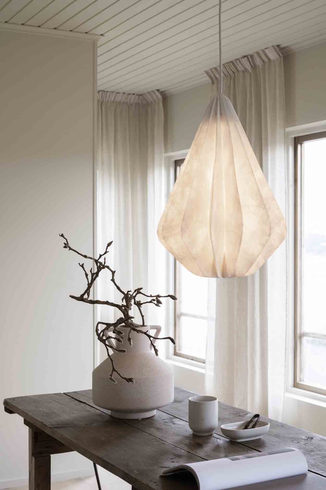 Watt &amp; Veke Pinecone Taklampa White