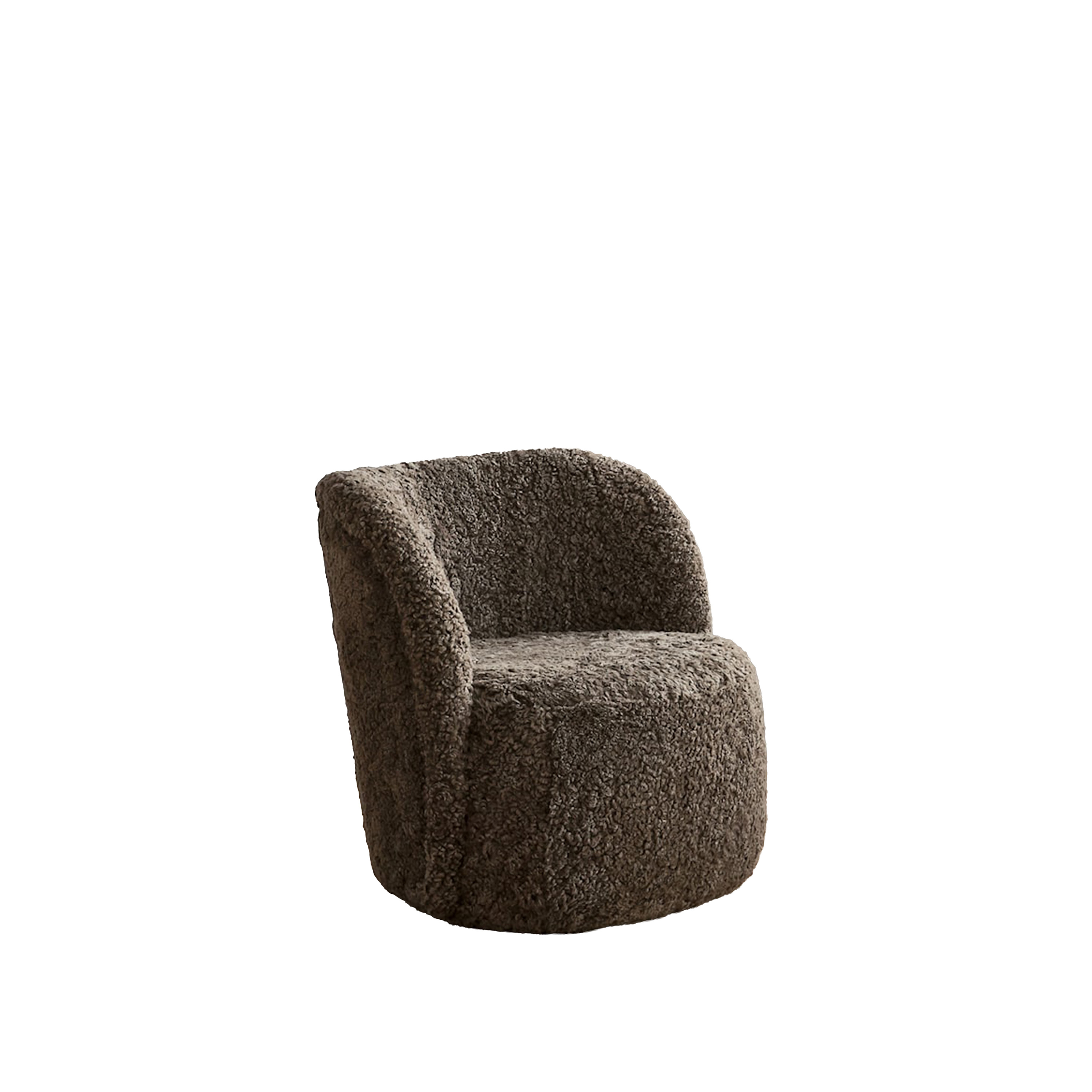 Lollo Lounge Chair Sheepskin Brown