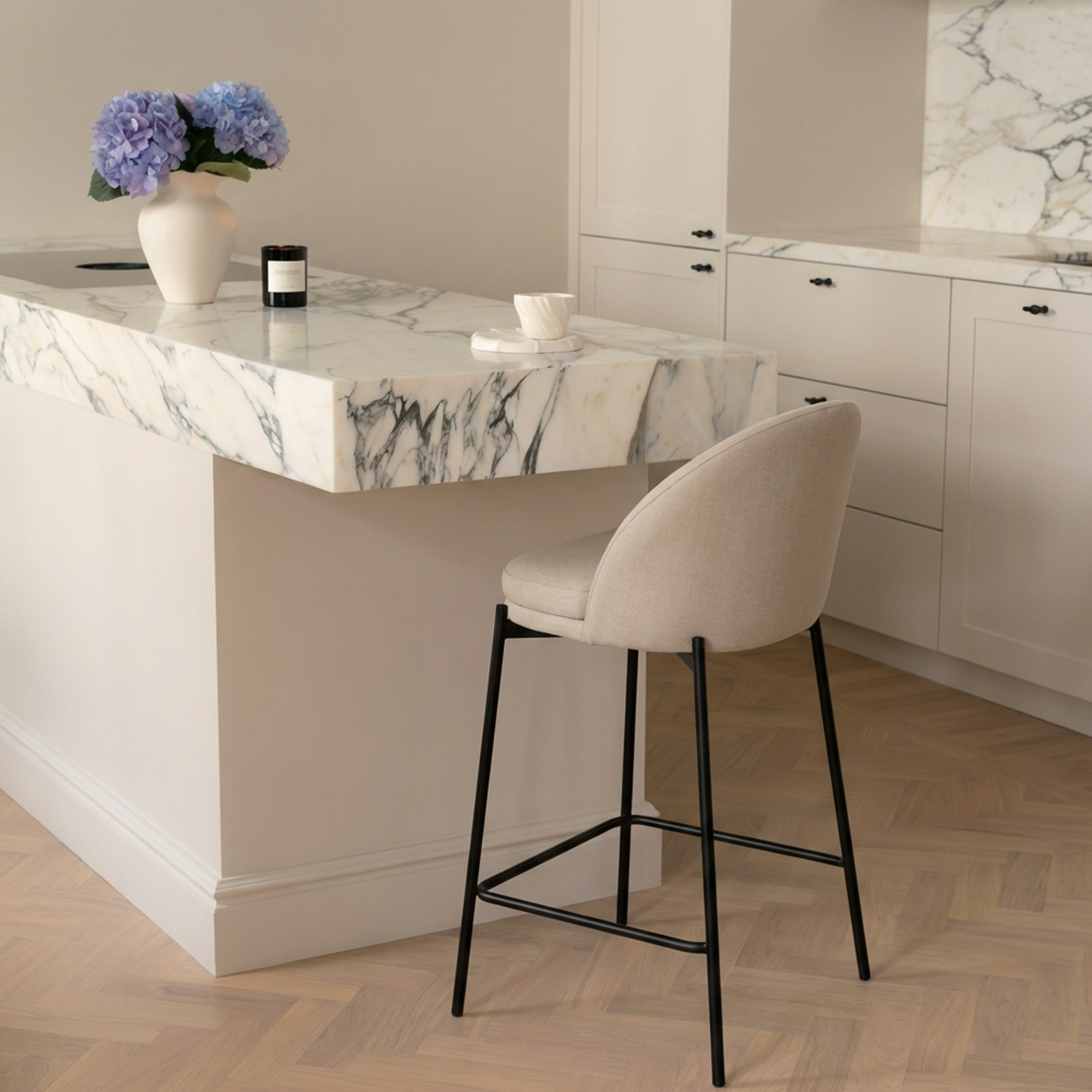 Sleepo Collection Coco Bar Stool White