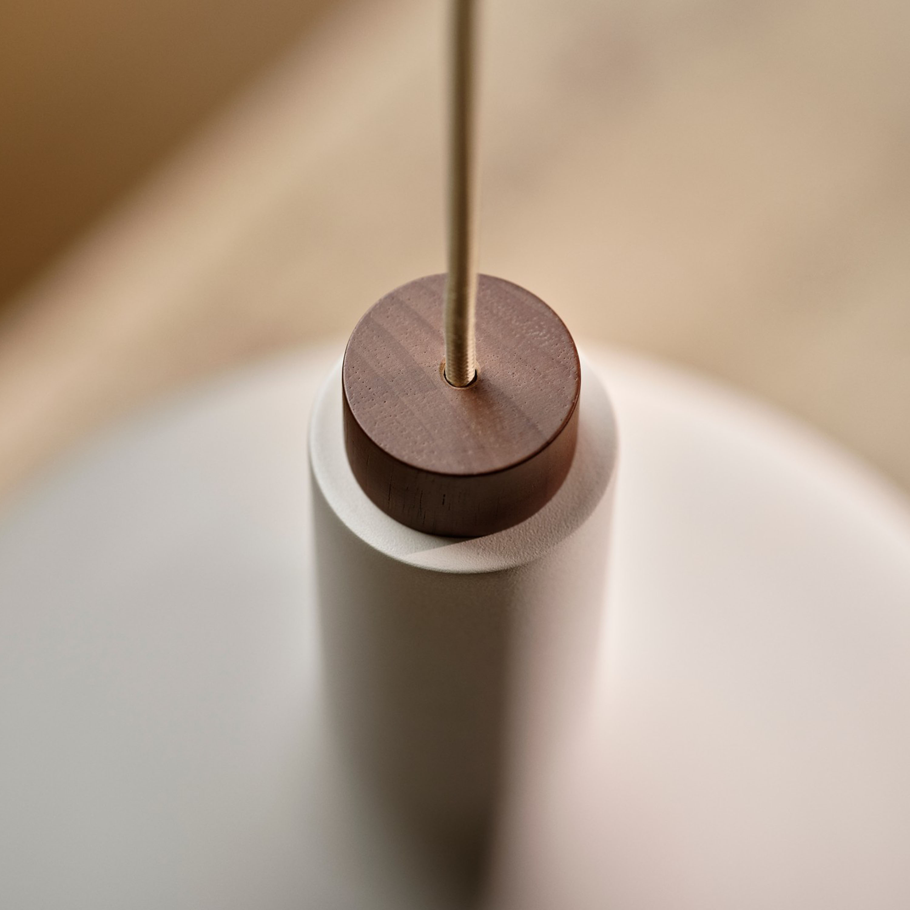 Design For The People Fuji Taklampa Beige Ø35