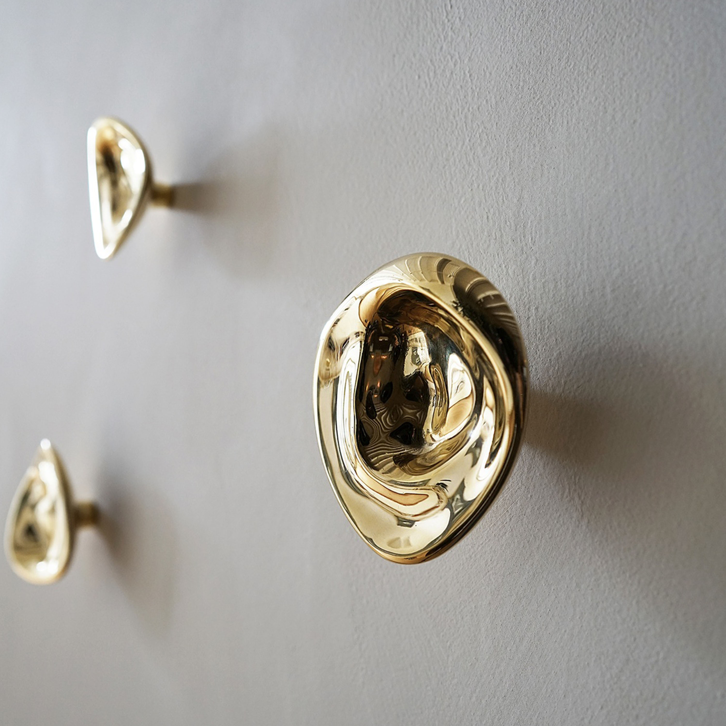 Hein Studio Ripple no. 01 Väggkrok Brass Small