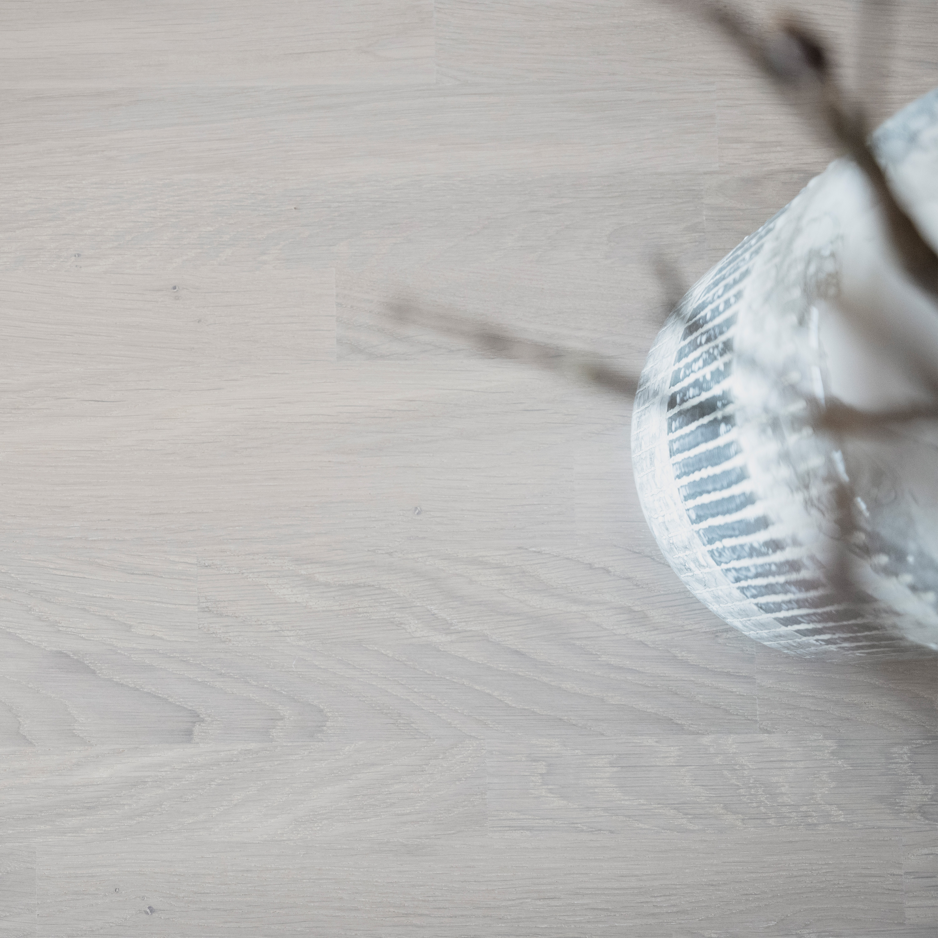 Rowico Home Brooklyn Esstisch U-Bein Weißpigmentierte Eiche 170cm