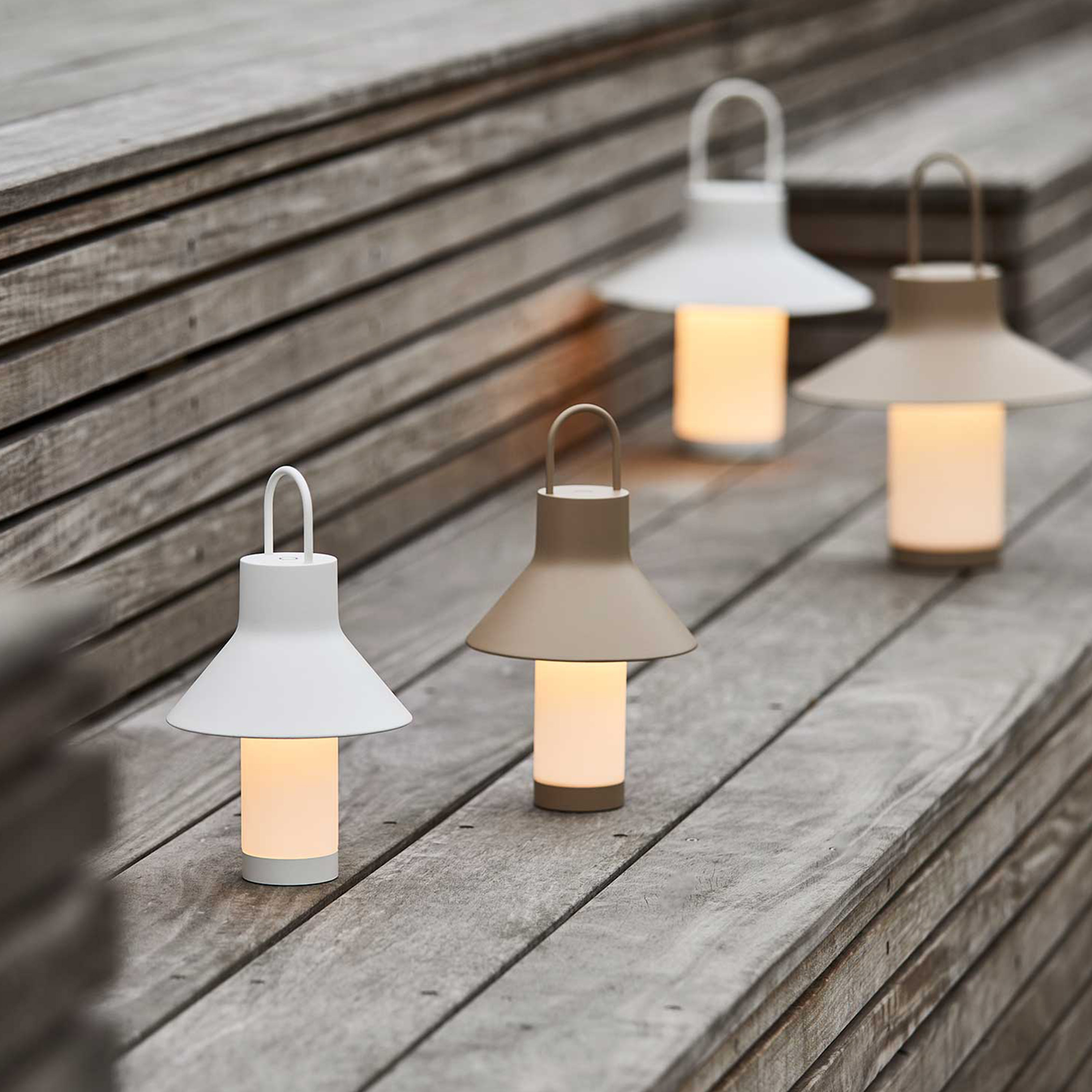 LOOM Design Shadow Akku-Tischleuchte Grey/Beige Ø15