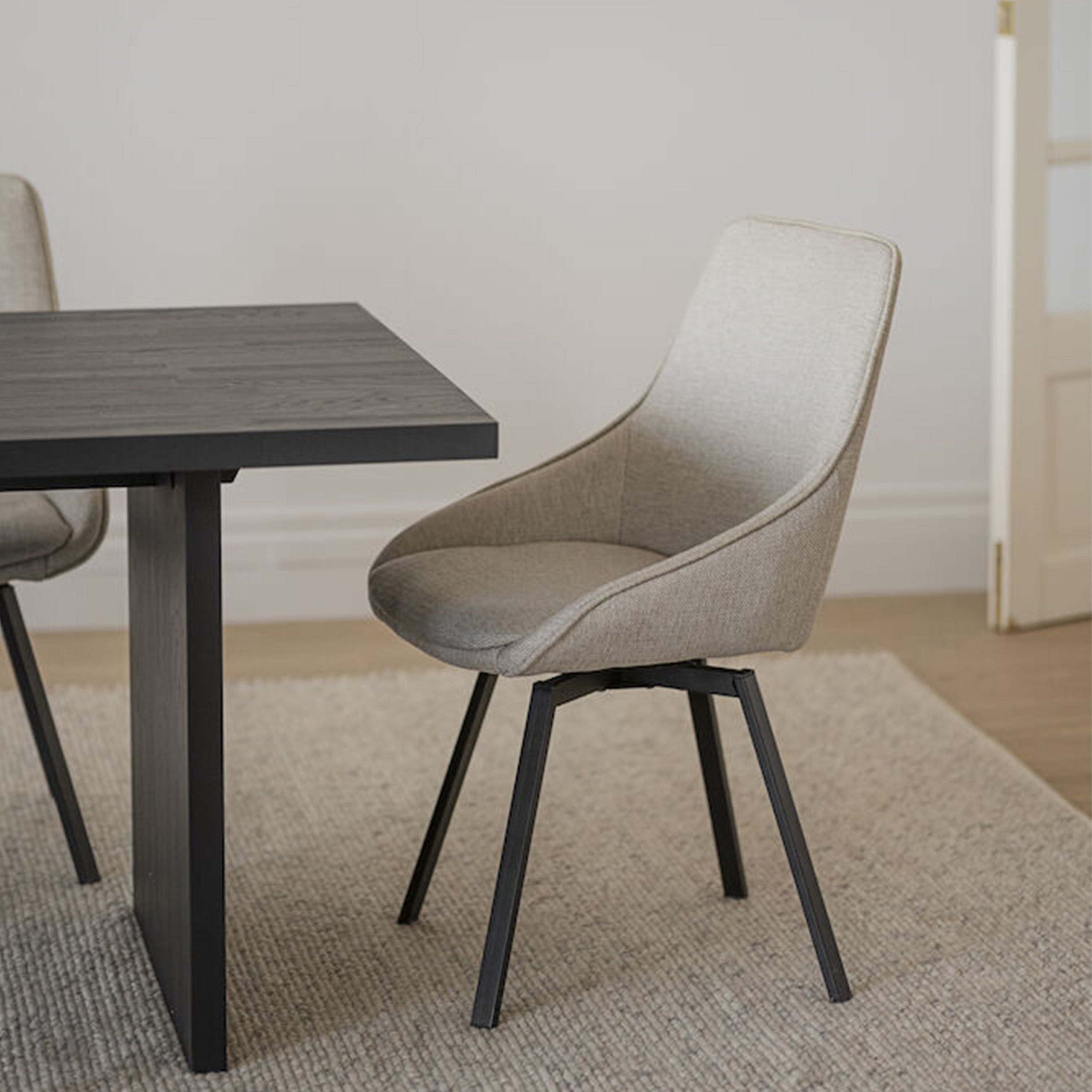 Rowico Home Emmett Matbord Brun 240cm