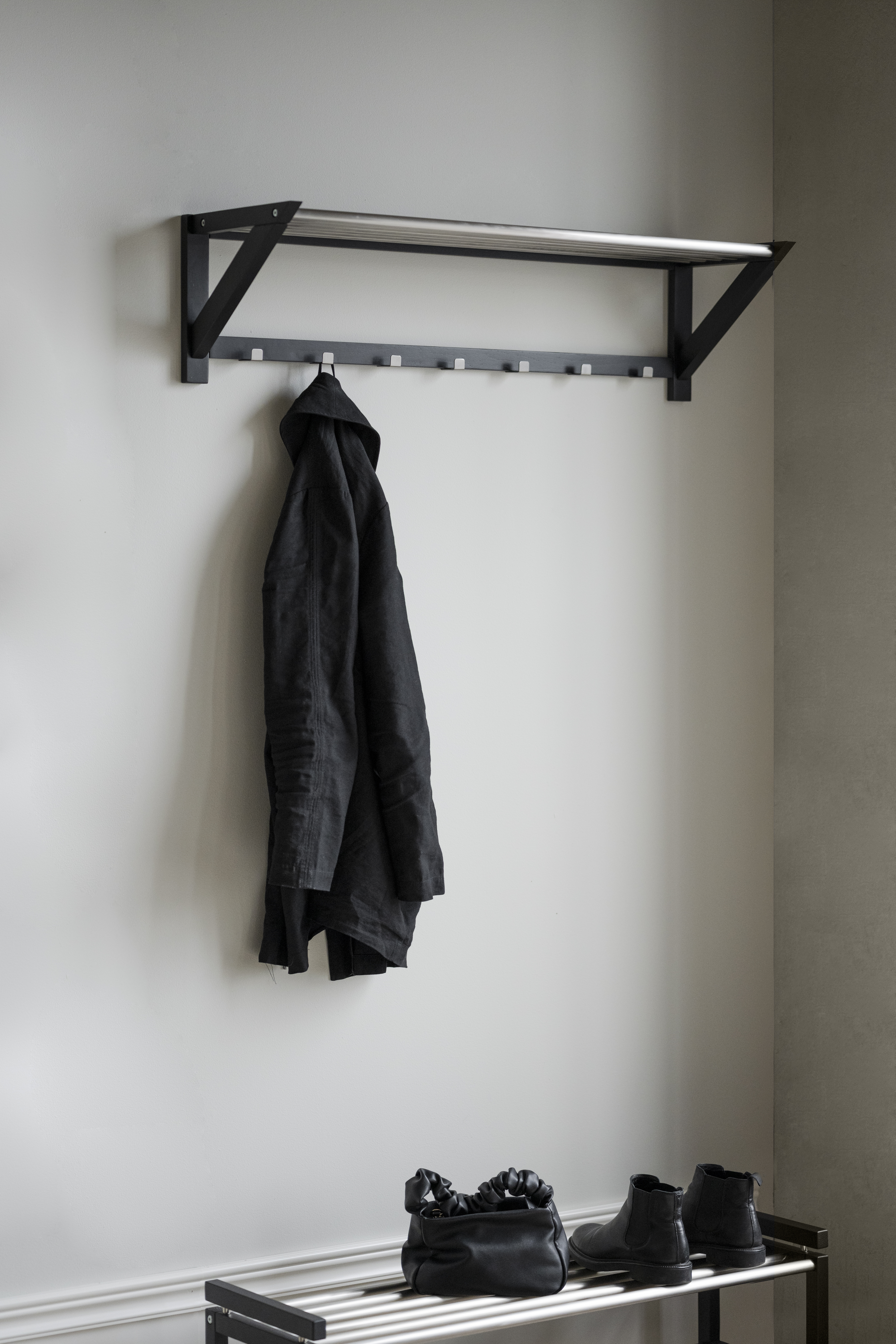 Rowico Home Confetti Skohylla Svart 100cm