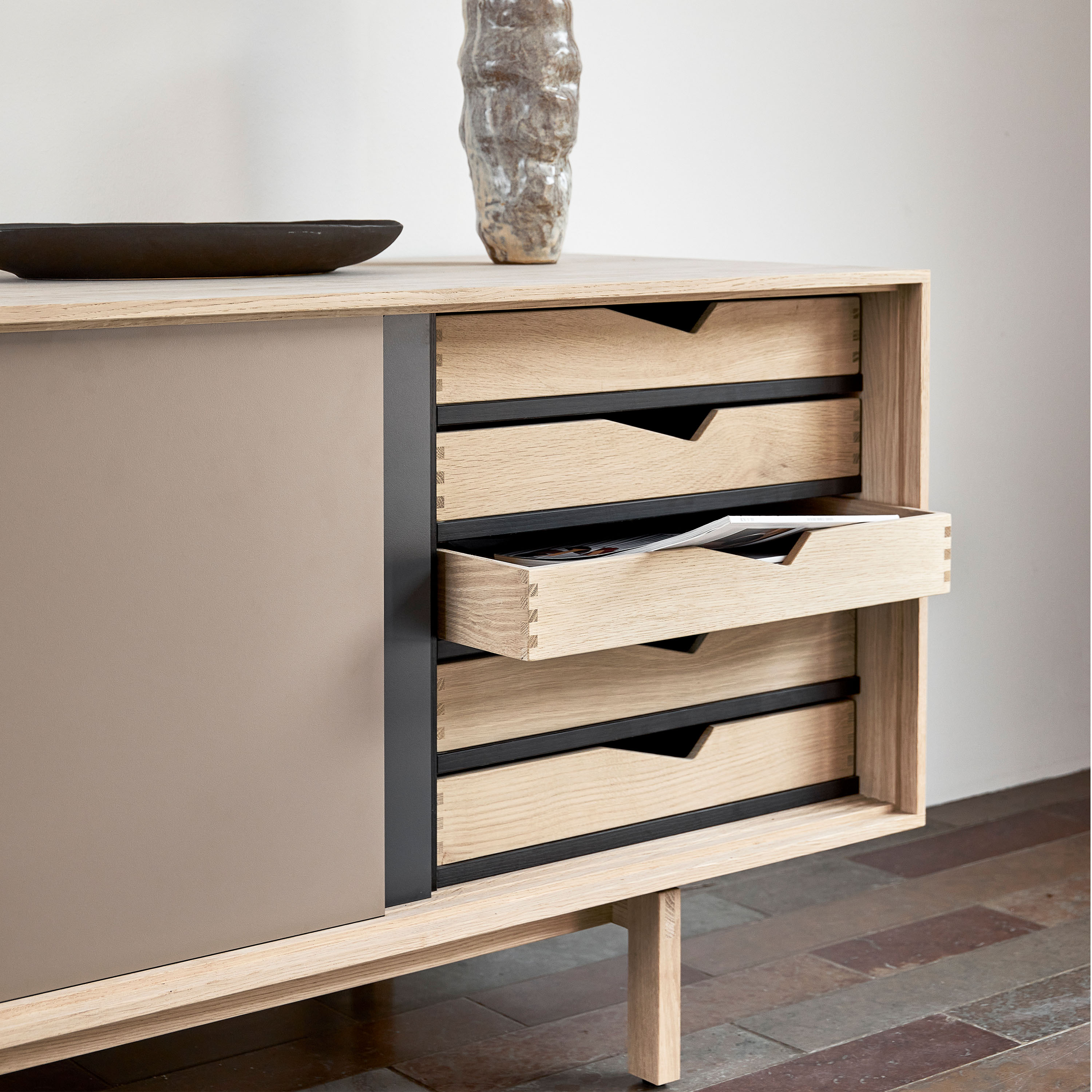 Andersen Furniture S1 Sideboard Såpet Eik/Multi Earth 200x68