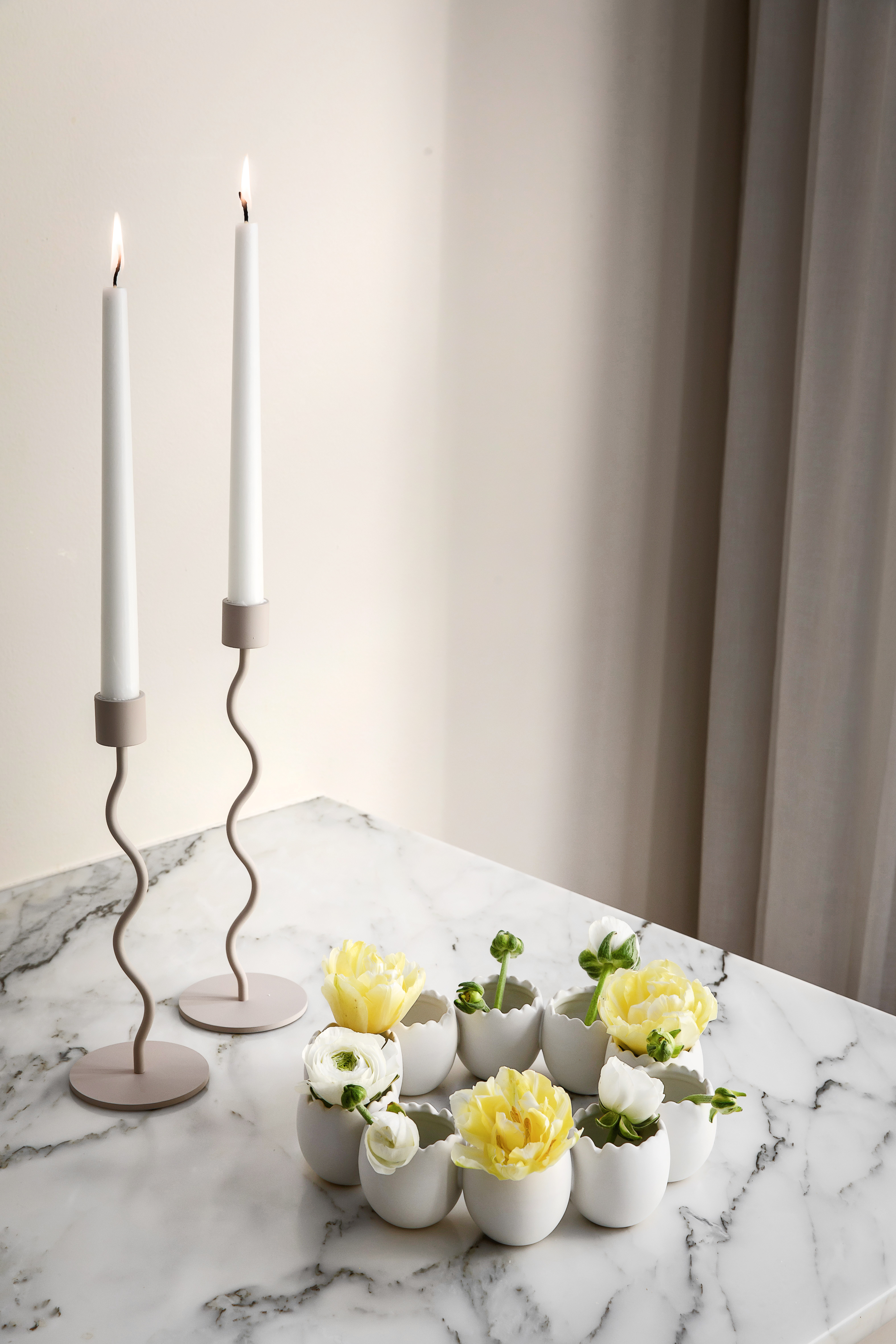 Cooee Design Curved Lysestake Sand 23cm