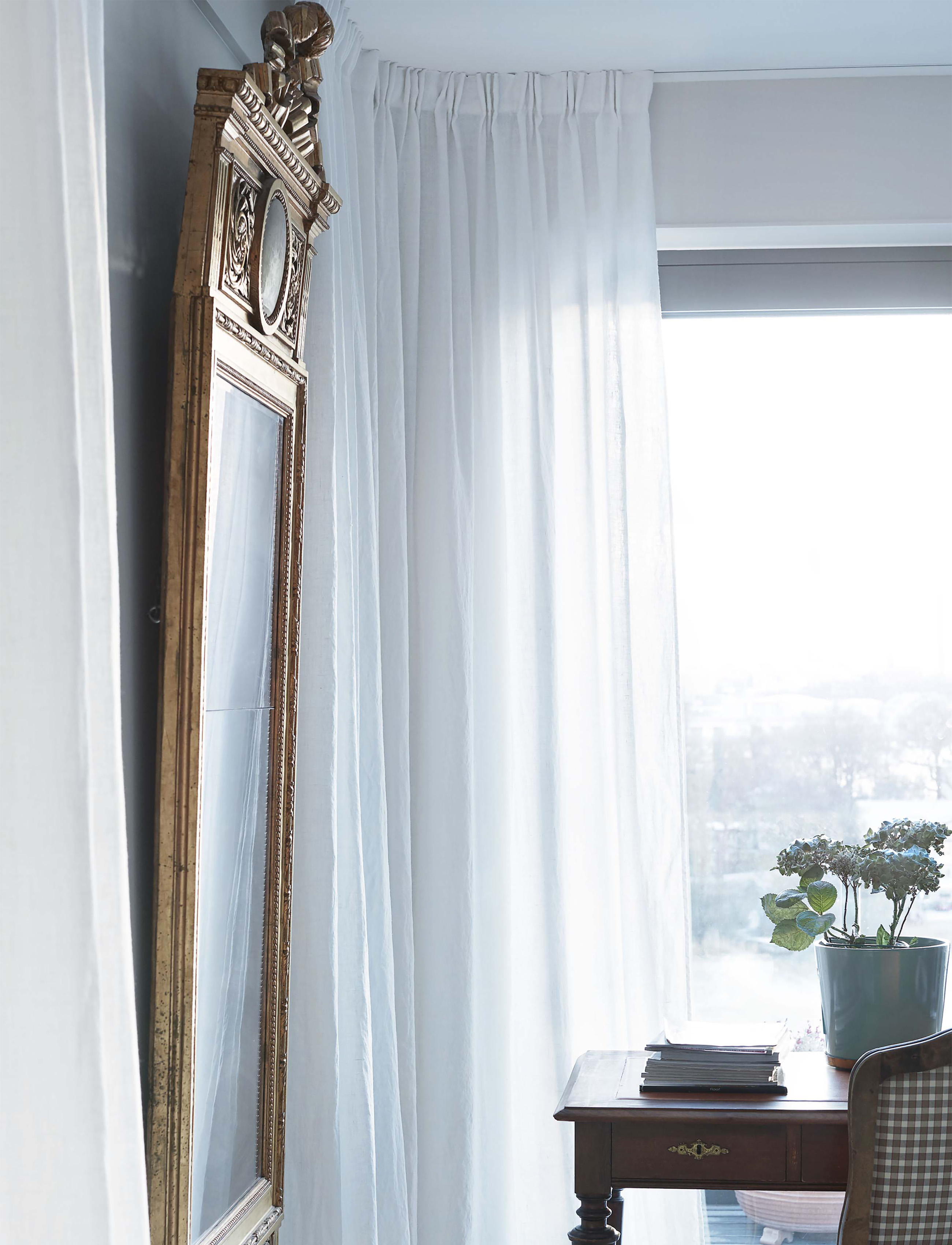 Himla Sunshine Gardinlängd Linne White 140x250