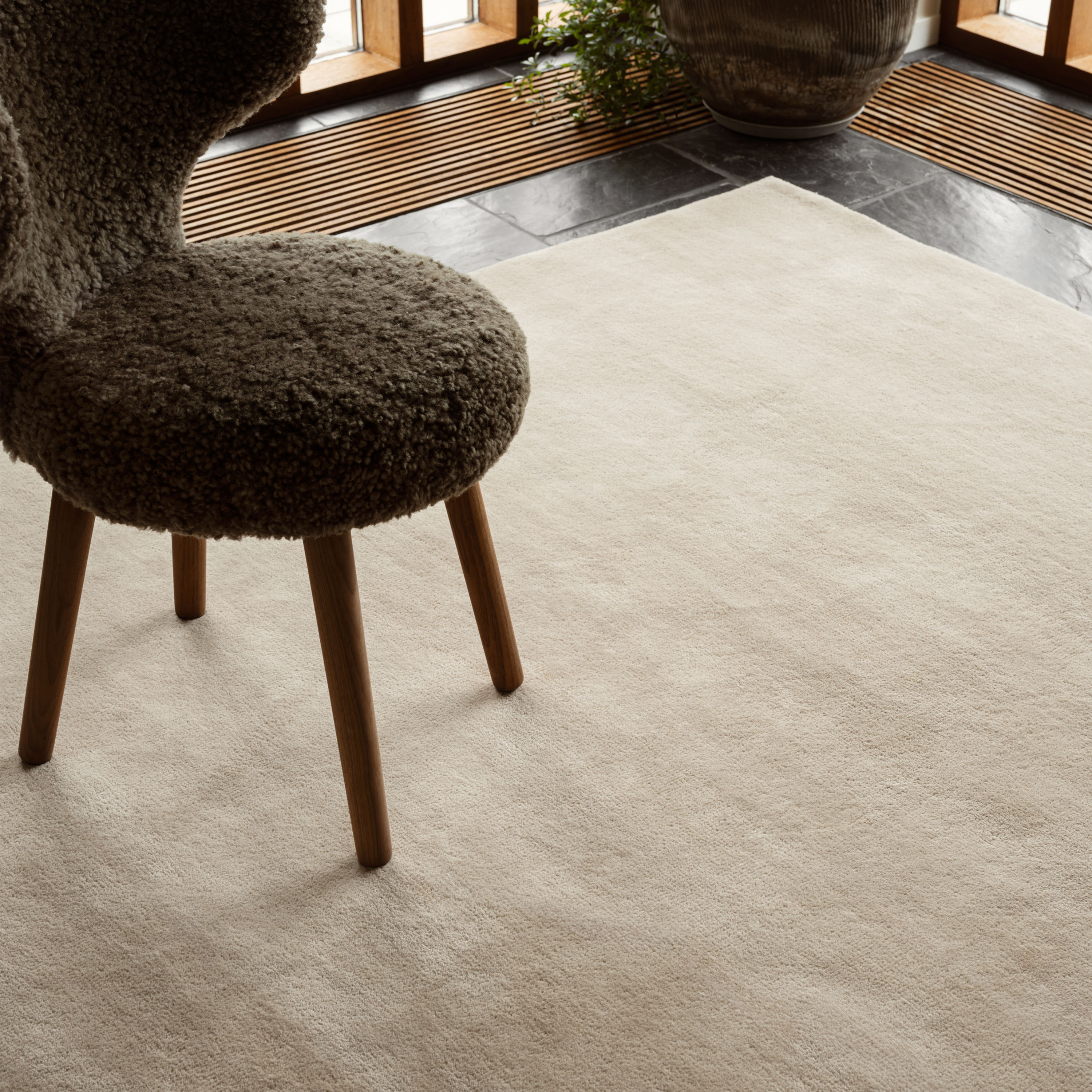 Tinted Liljehok Ullmatta Beige 200x300