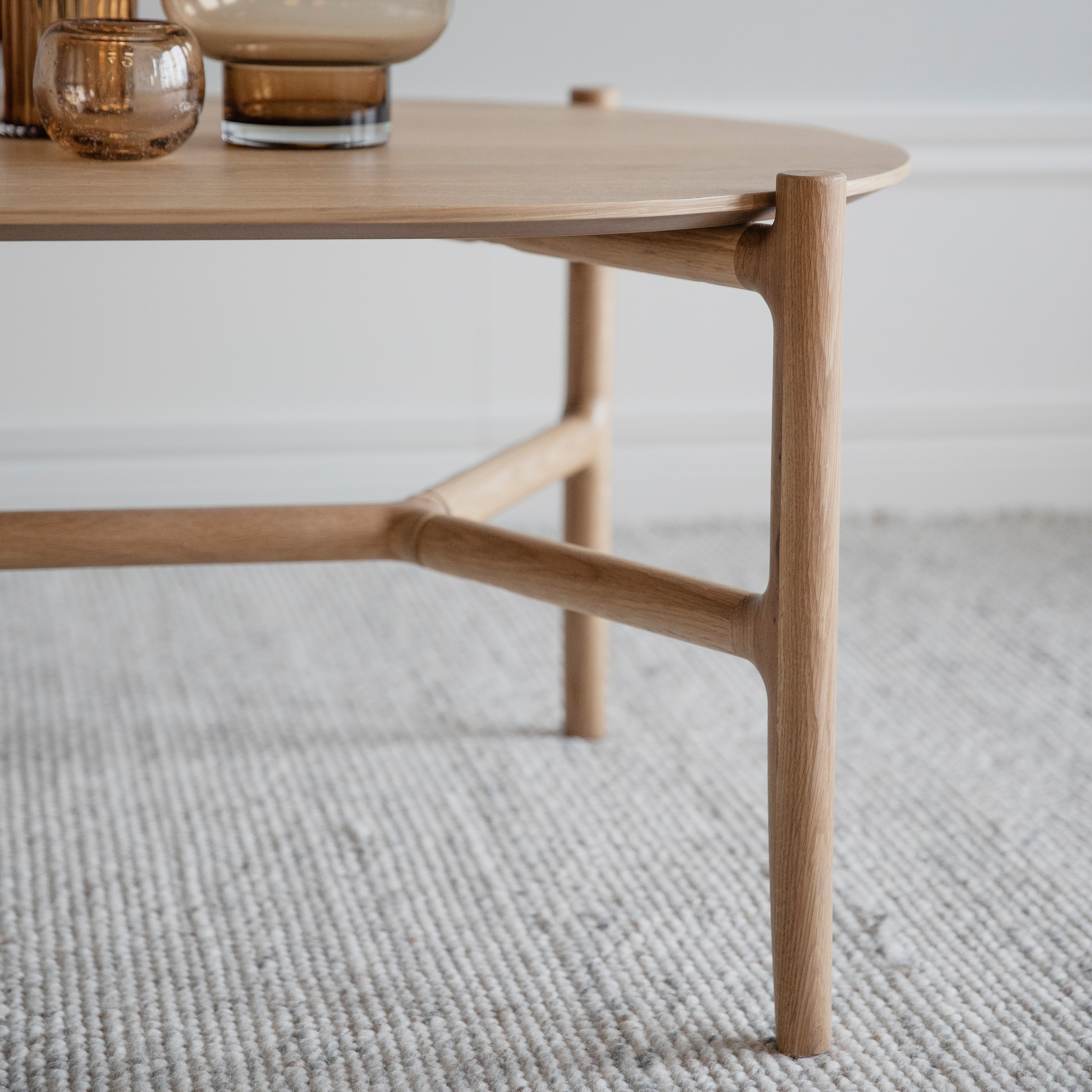 Rowico Home Holton Soffbord Ovalt Ek 130x65cm