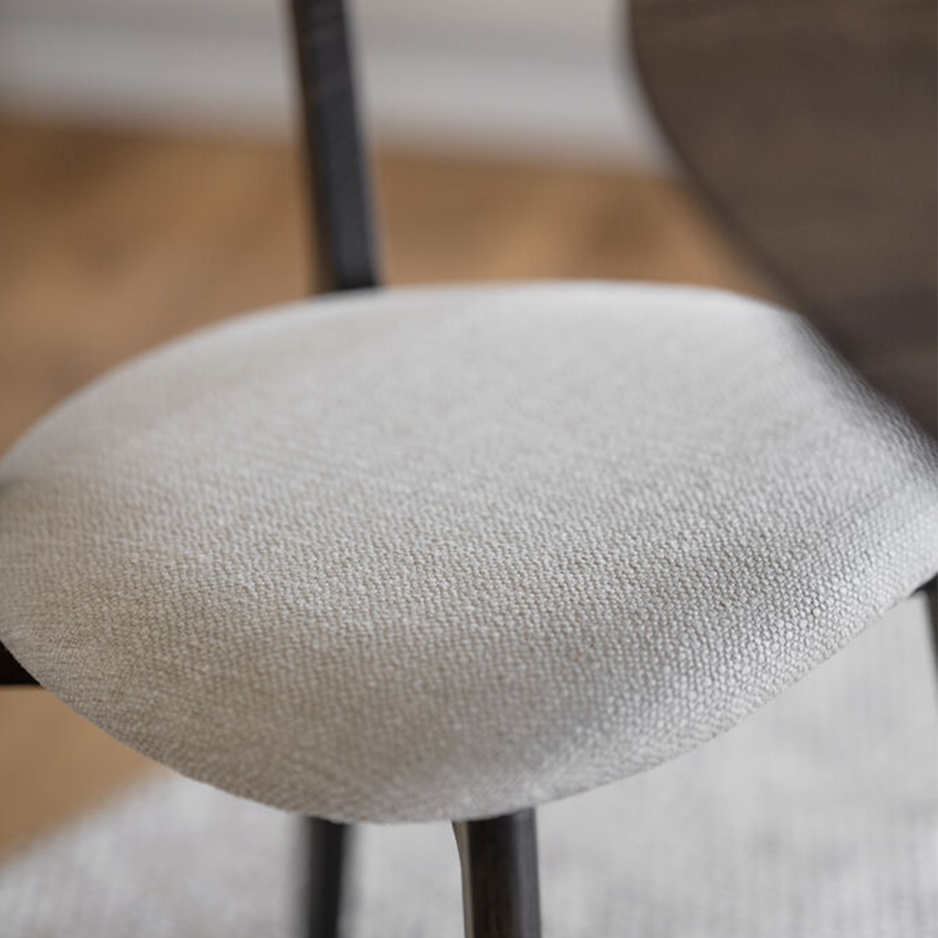 Rowico Home Ami Matstol Brun Ek/Beige