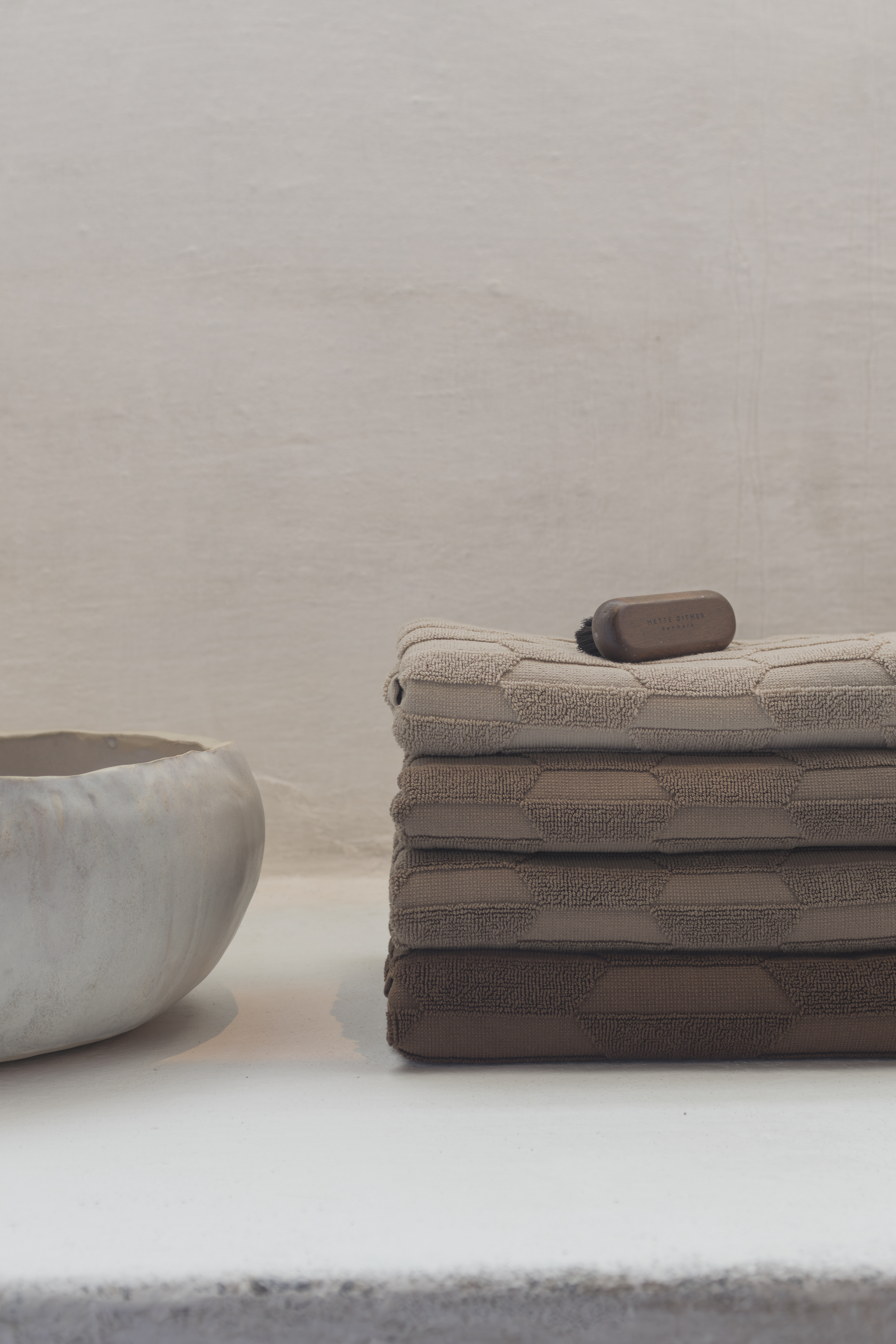 Mette Ditmer Geo Håndkle Nougat 50x90