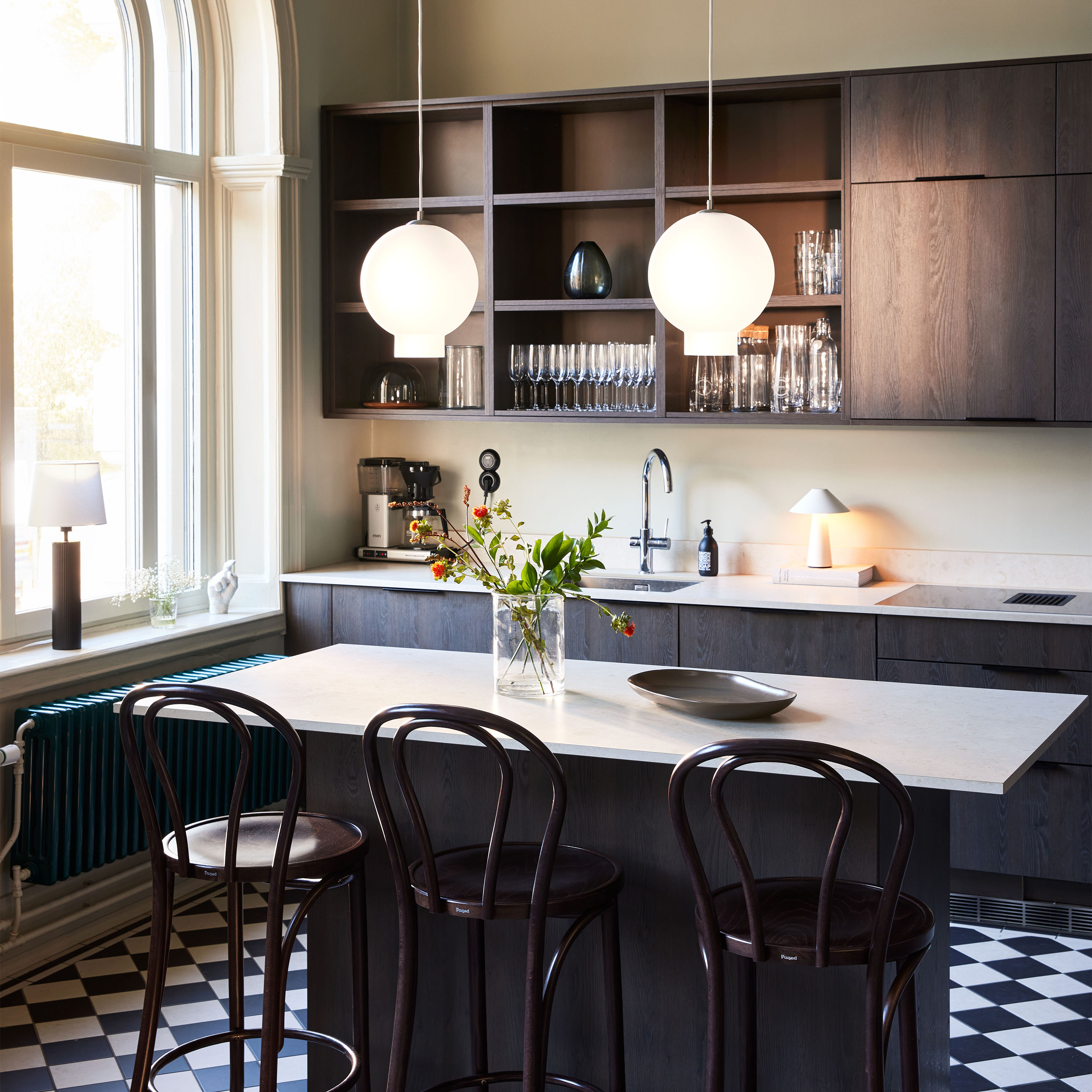 Globen Lighting Cannes Portabel Bordslampa Vit 26cm