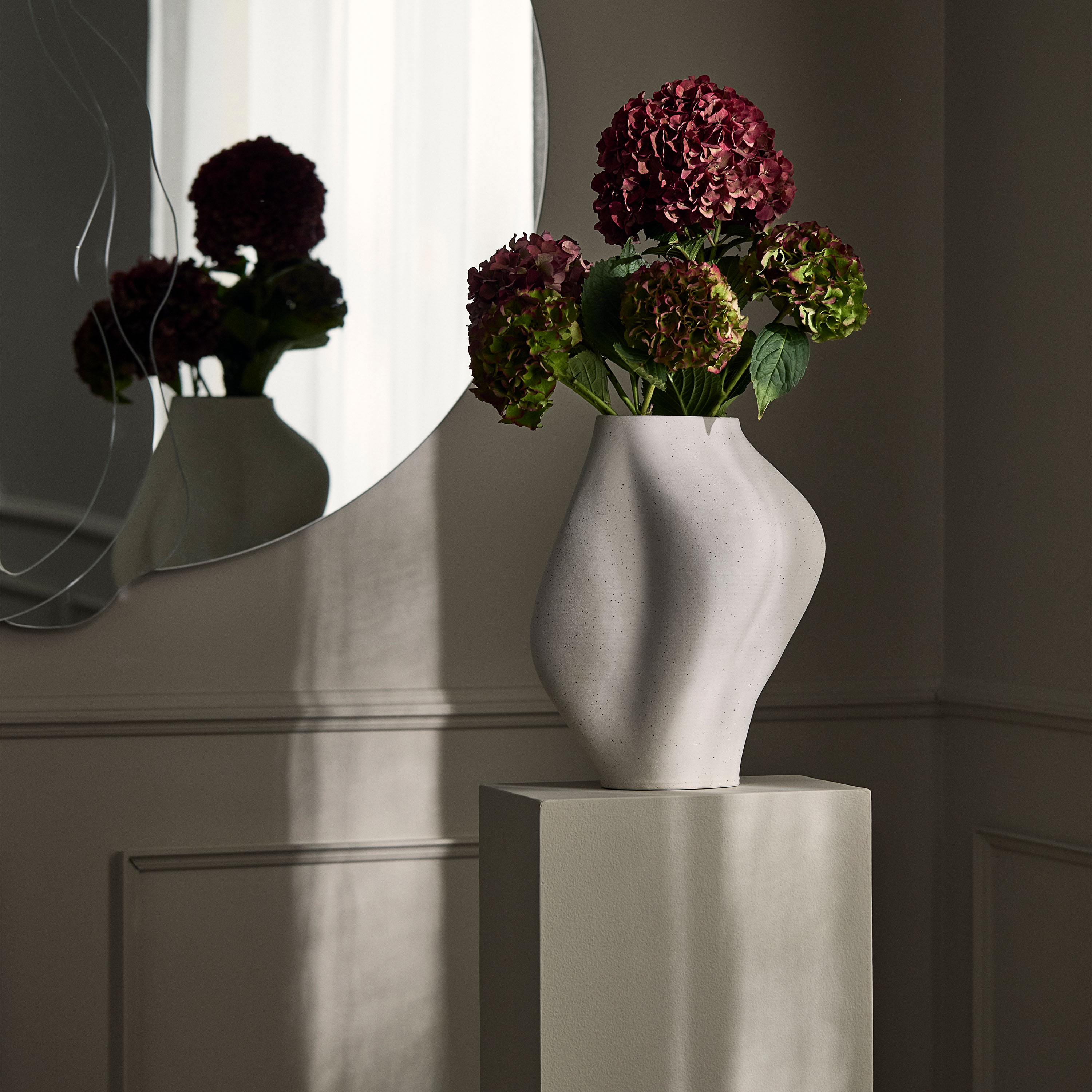 AYTM Saltare Vase Krem Narrow