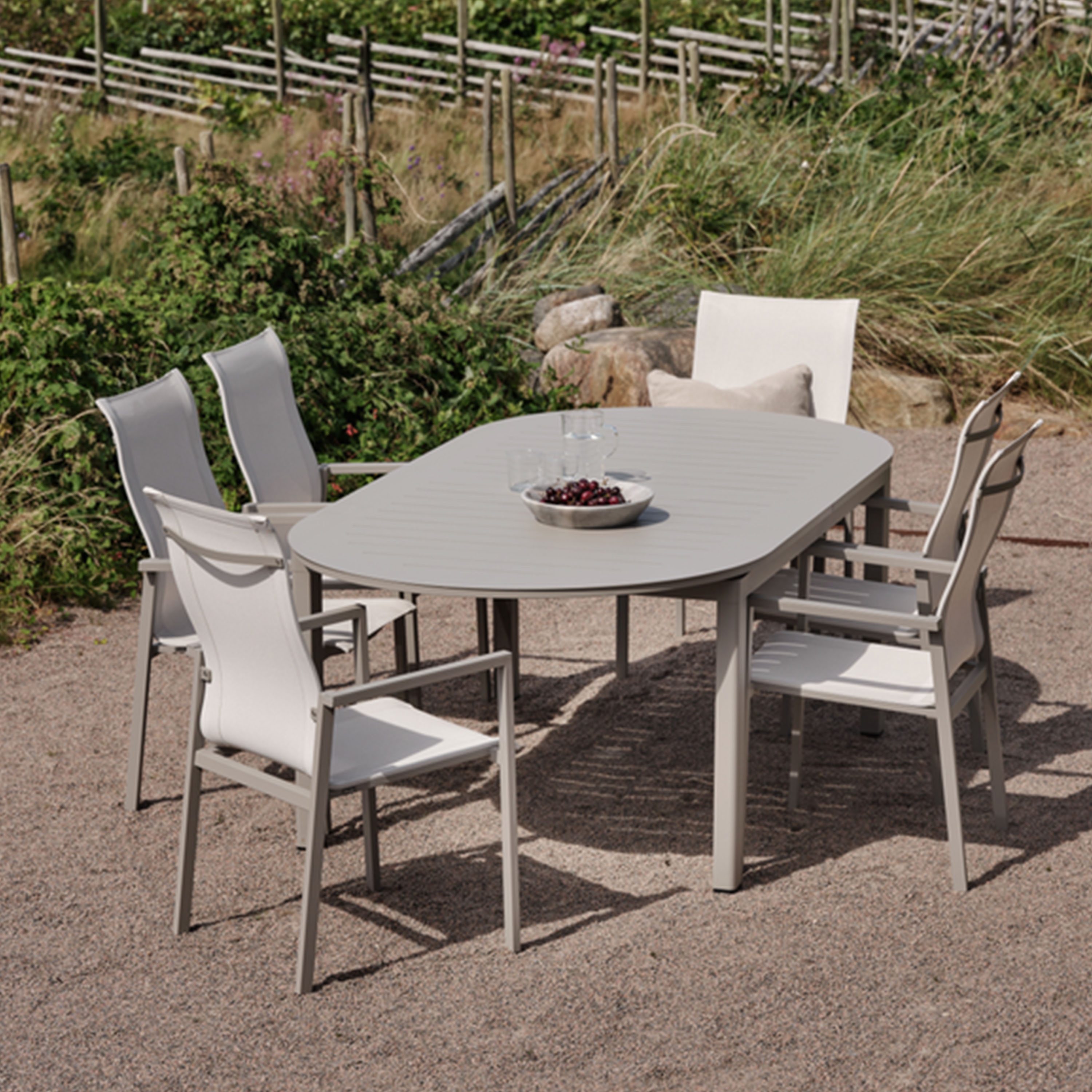 Brafab Lomma Elipse Matbord Khaki 110x220