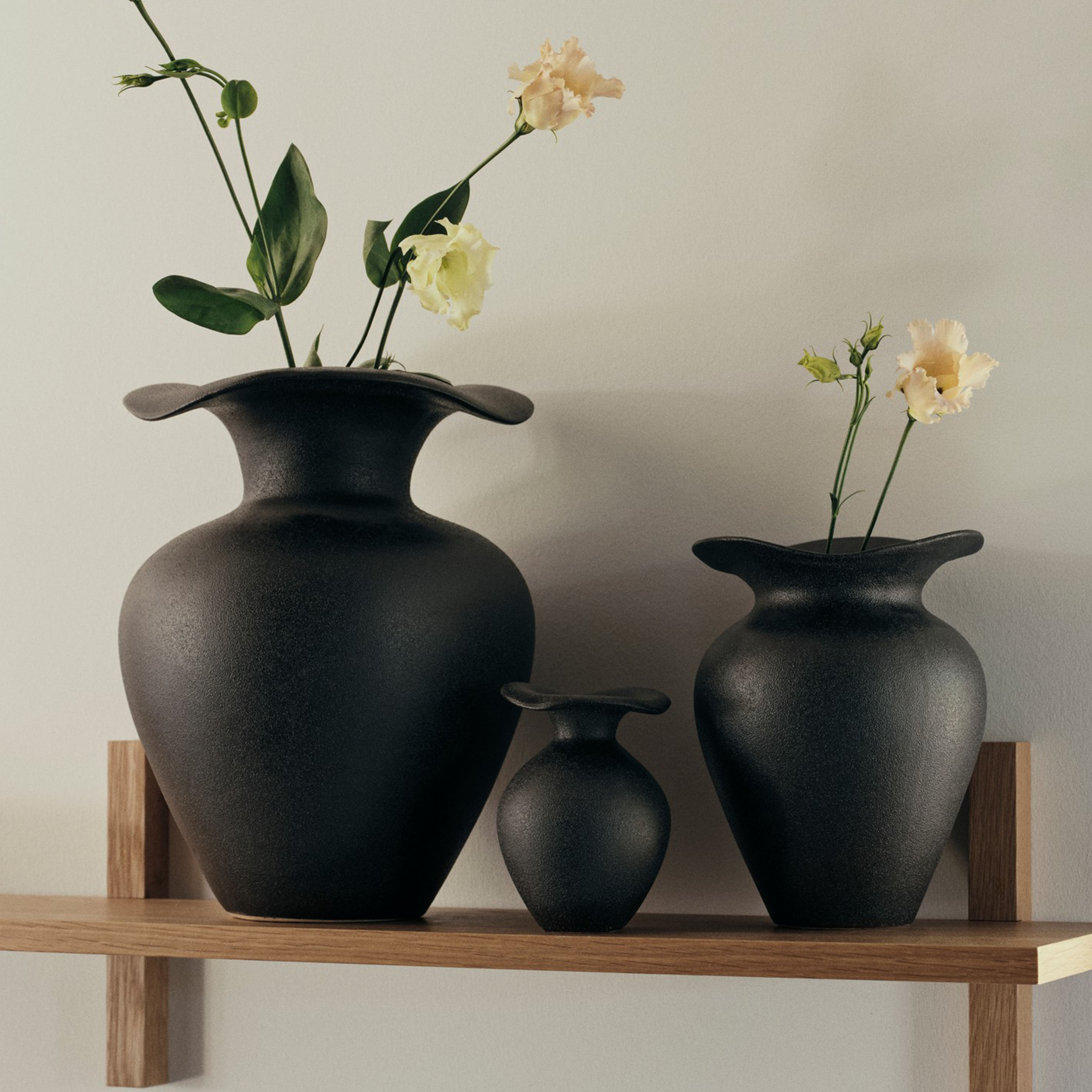 Broste Copenhagen Florentina Maljakko Musta Small