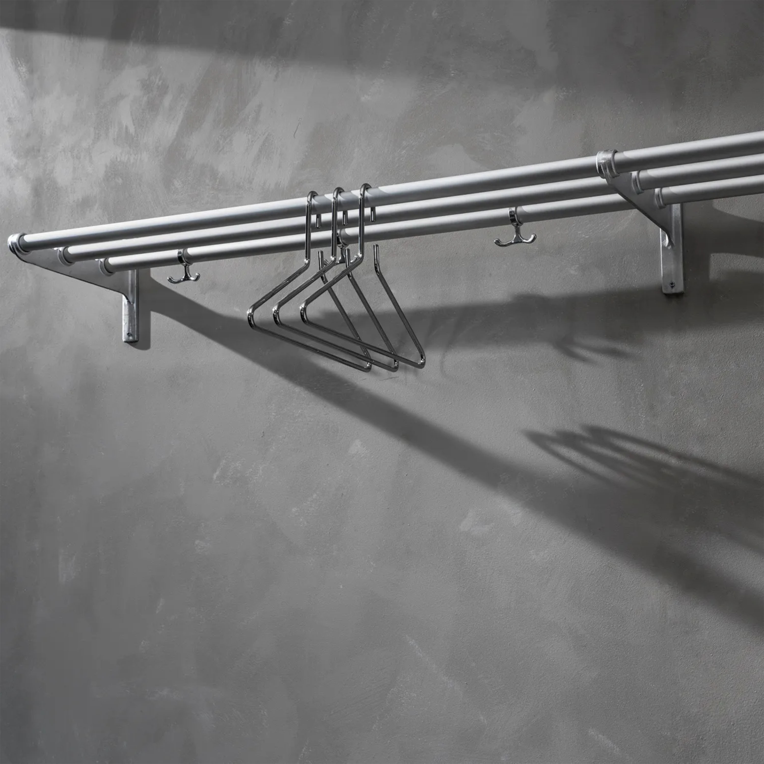 Essem Design Triangel Kleiderbügel Chrom 3er-Pack