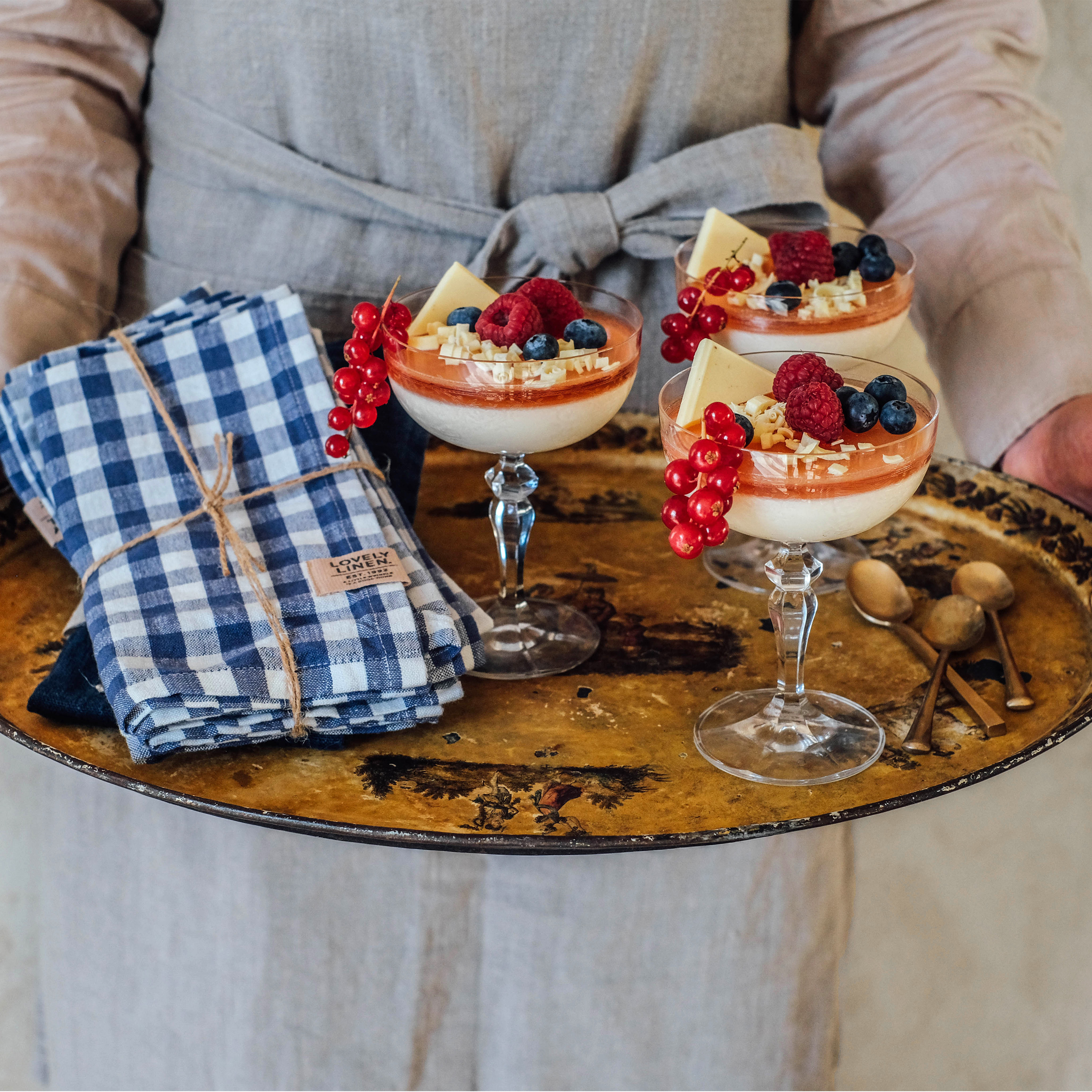 Lovely Linen Misty Lautasliina Pellava Square Denim Blue 42x42 4-pakkaus