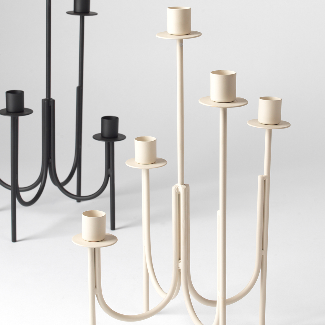 Broste Copenhagen Farri Kerzenhalter Schwarz 36cm