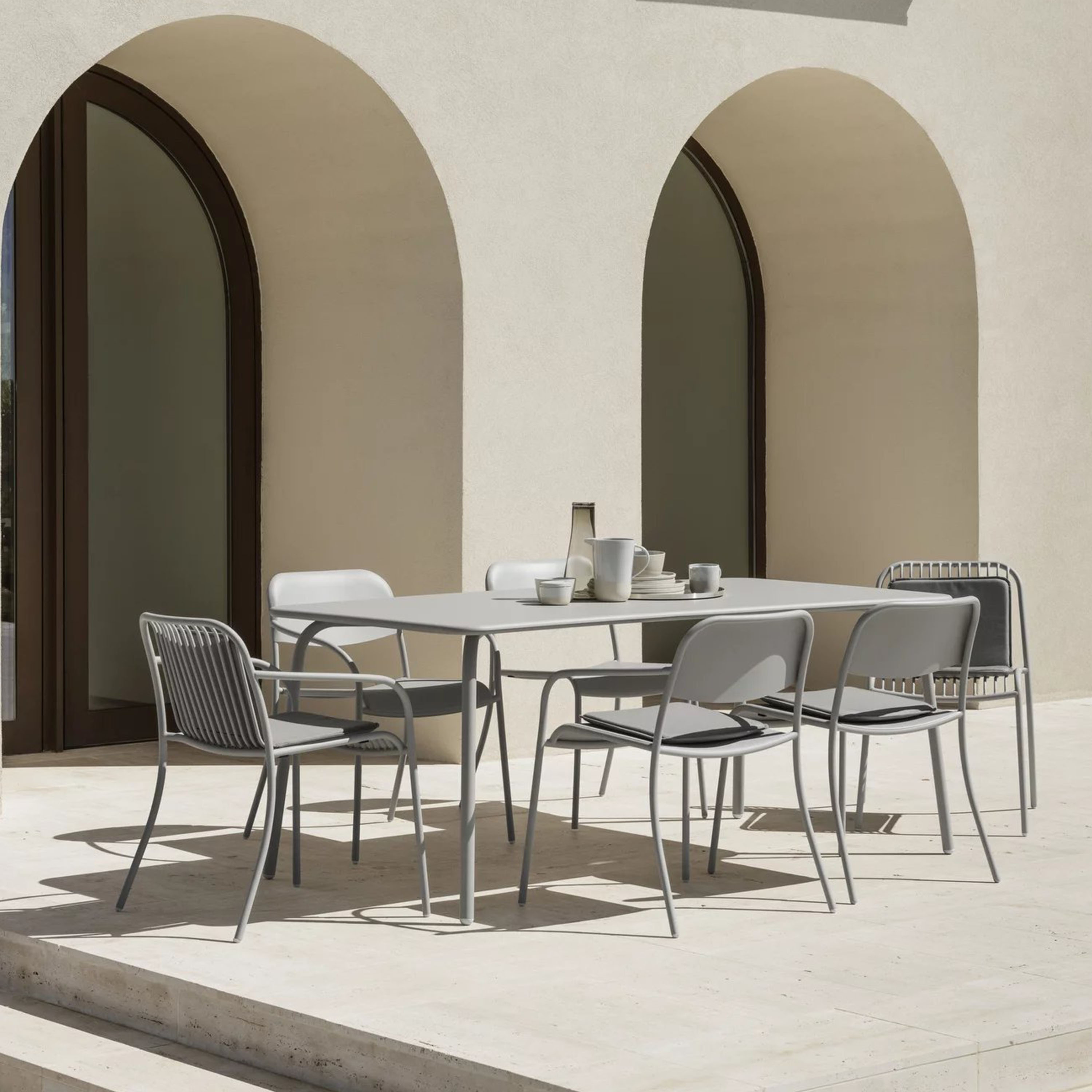 Blomus Yua Ulkoruokatuoli Silk Gray