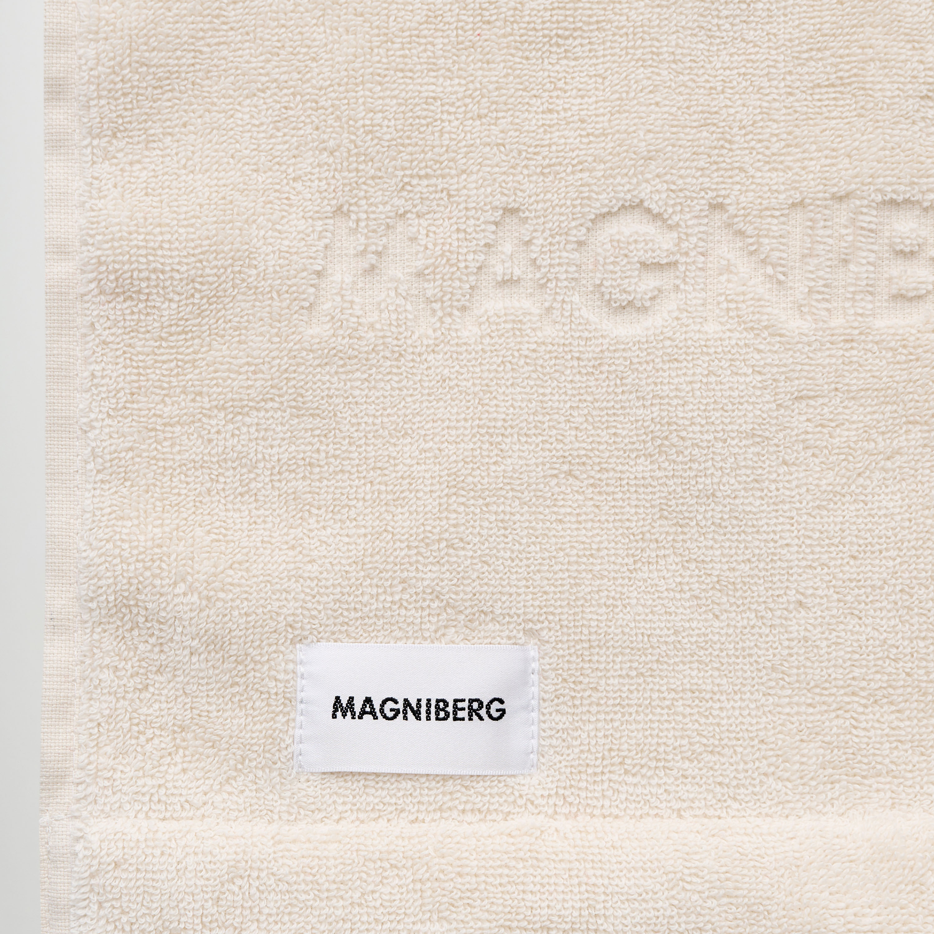 Magniberg Gelato Håndkle Coconut White 100x180