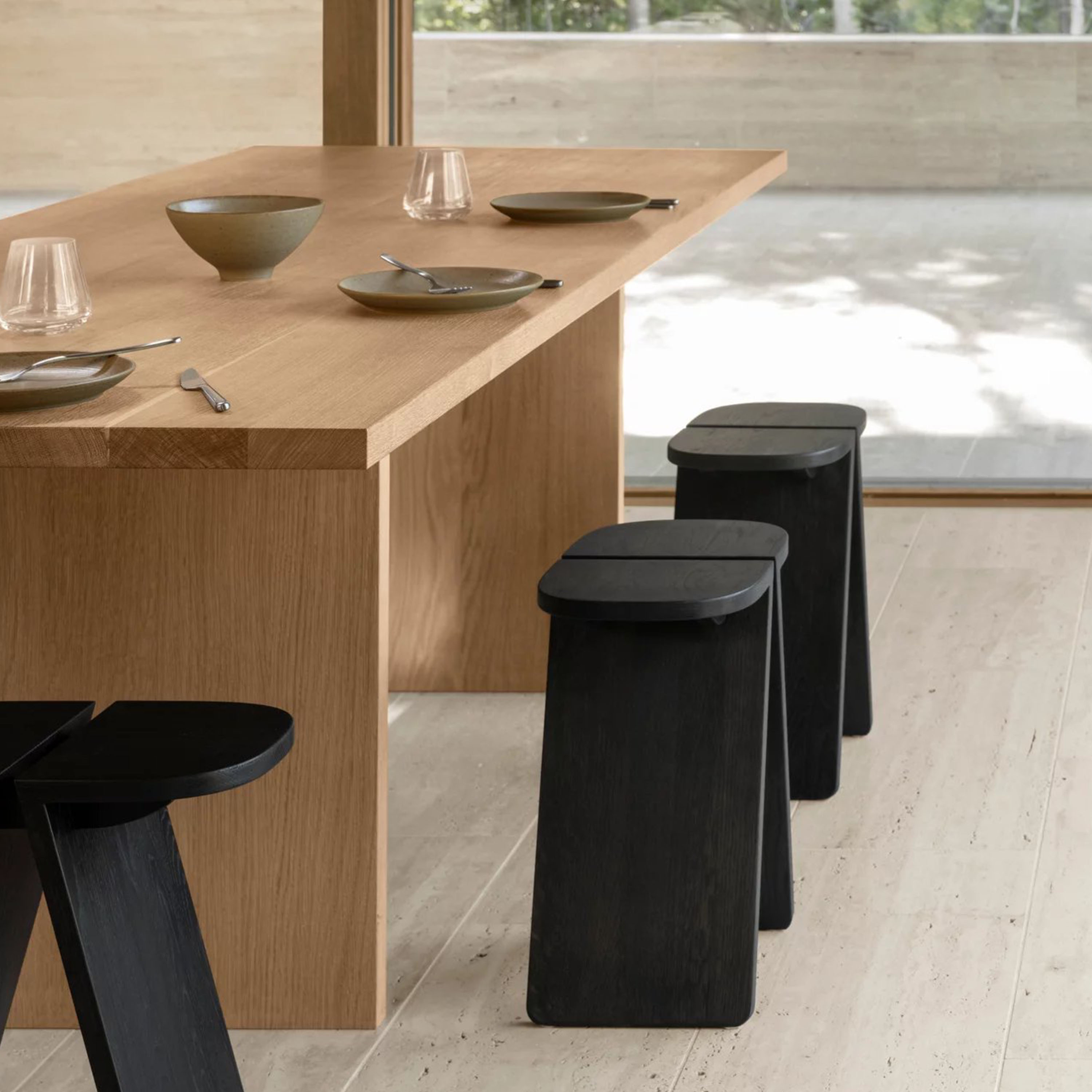 Blomus Avio Jakkara Black Oak 45cm