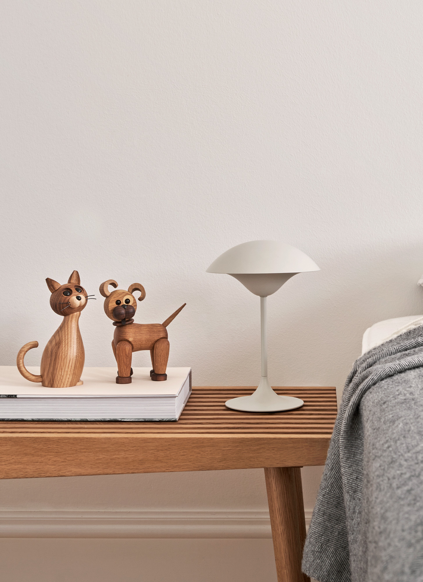 Spring Copenhagen Happy Dog Dekorasjon Eik 13.5cm