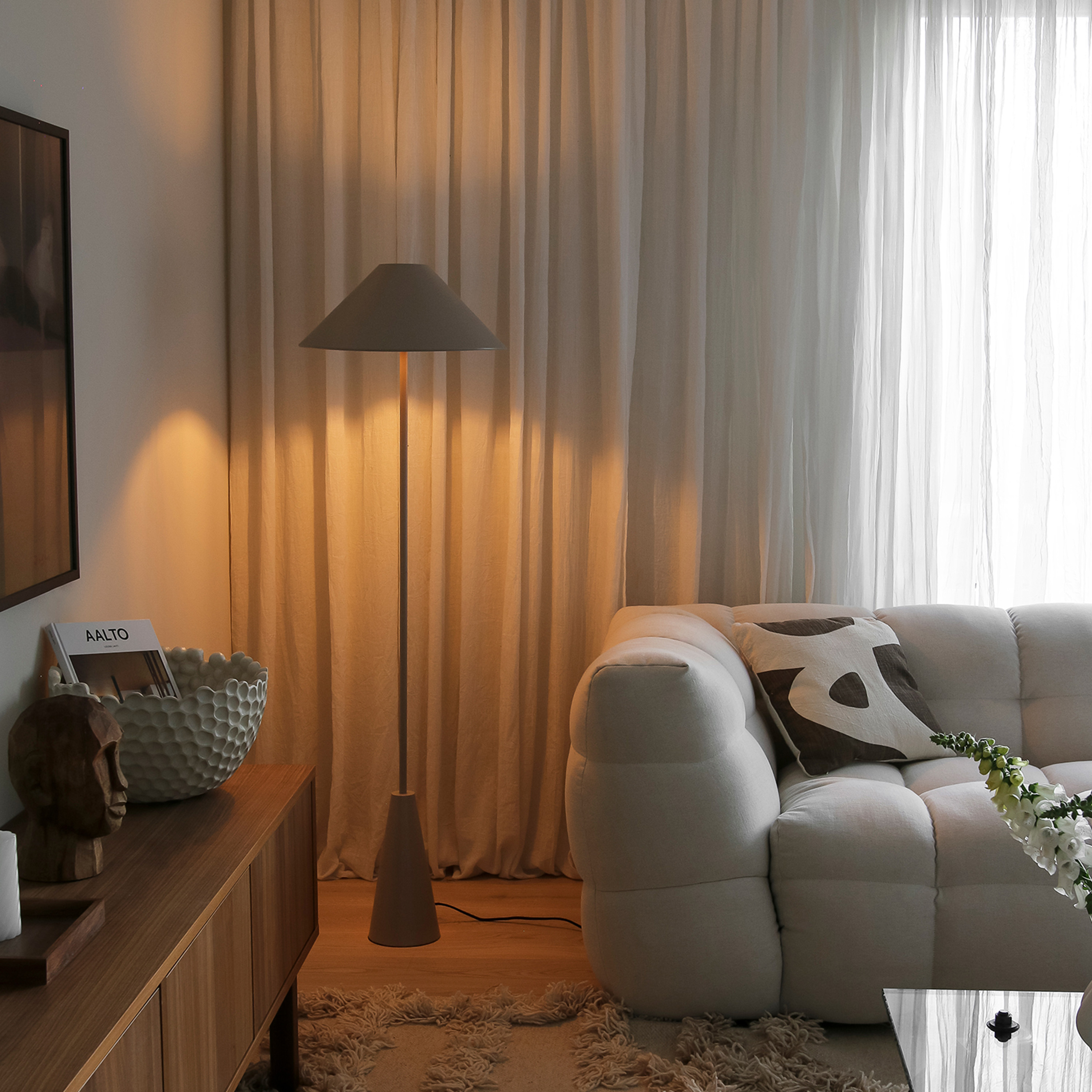 Globen Lighting Cannes Golvlampa Mud