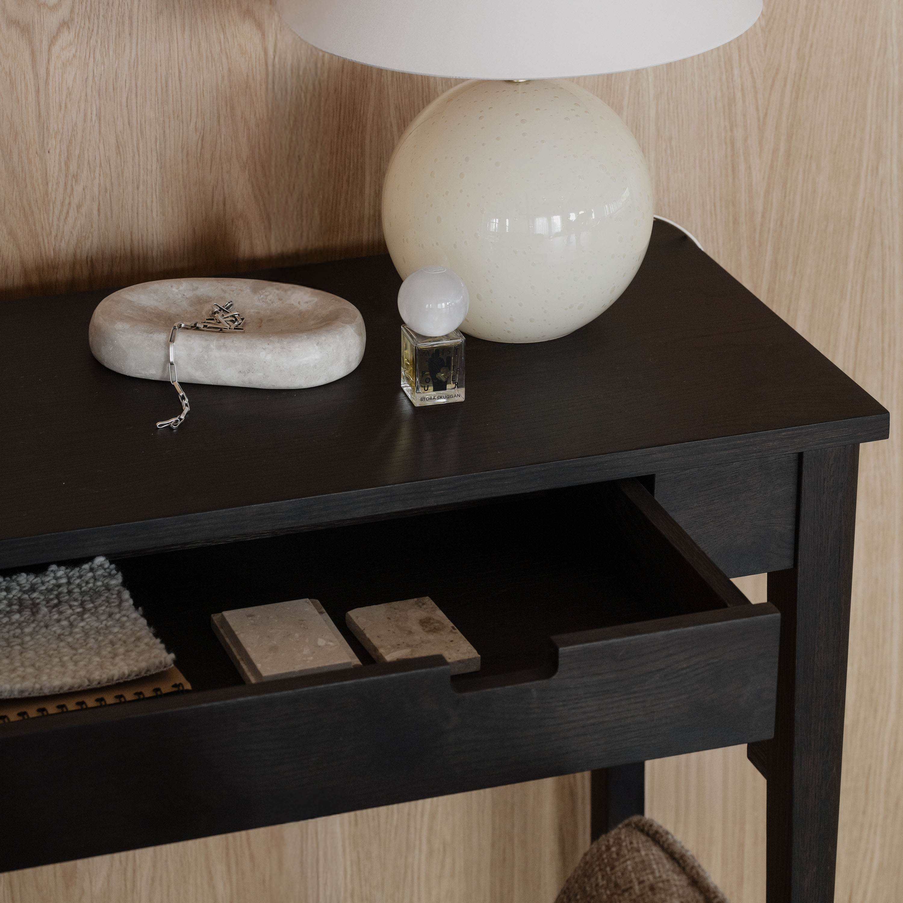 Rowico Home Garrison Beistelltisch Braun