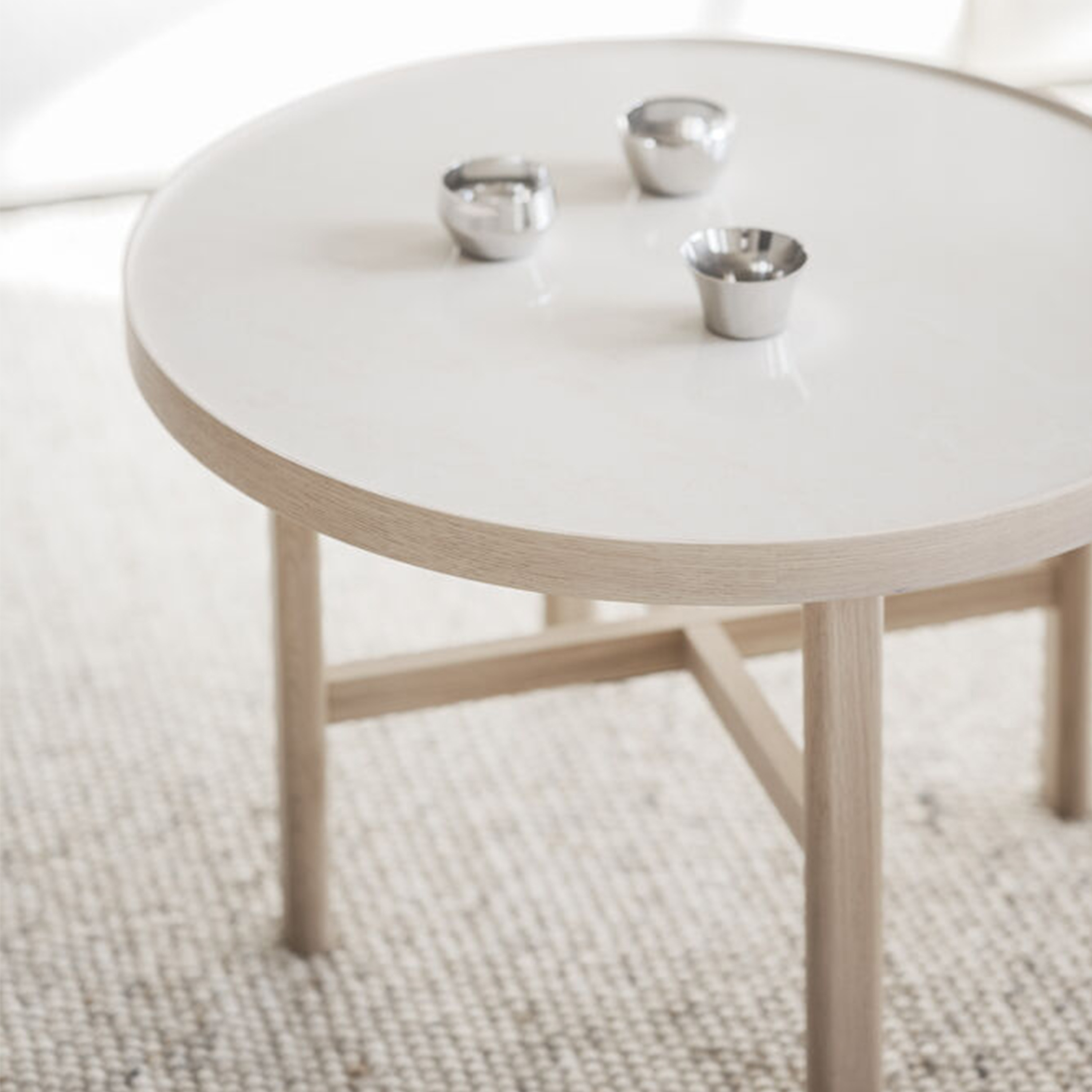 Rowico Home Marsden Couchtisch Beige/Weißpigmentiert Ø60