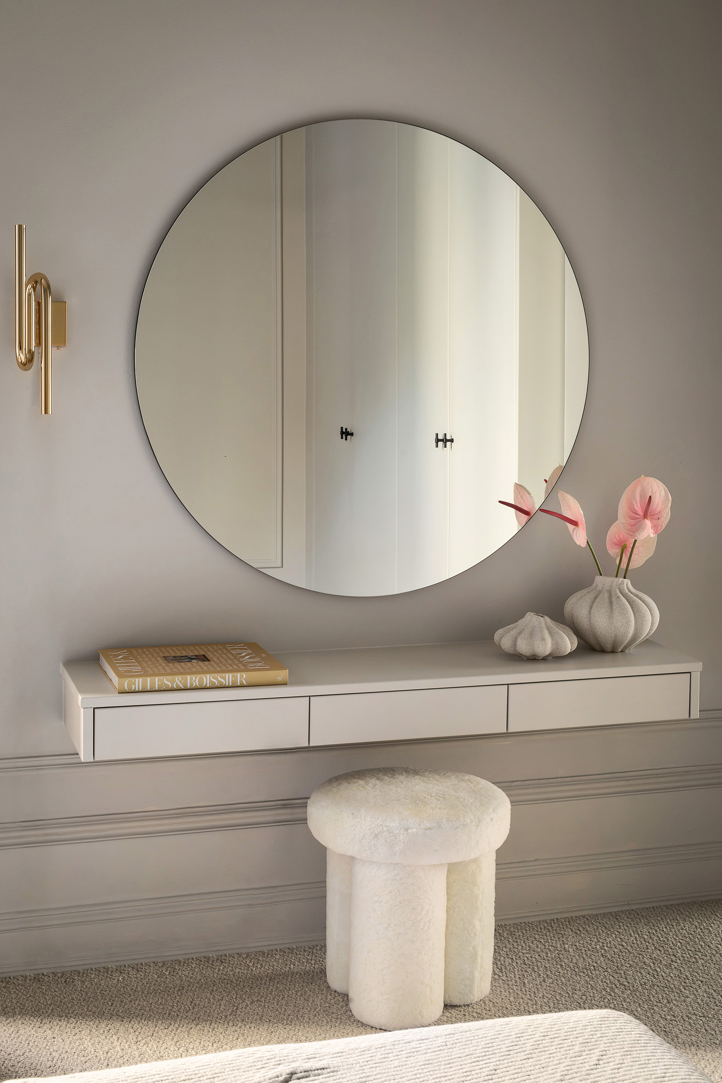 101 Copenhagen Big Foot Pall Sheep Skin