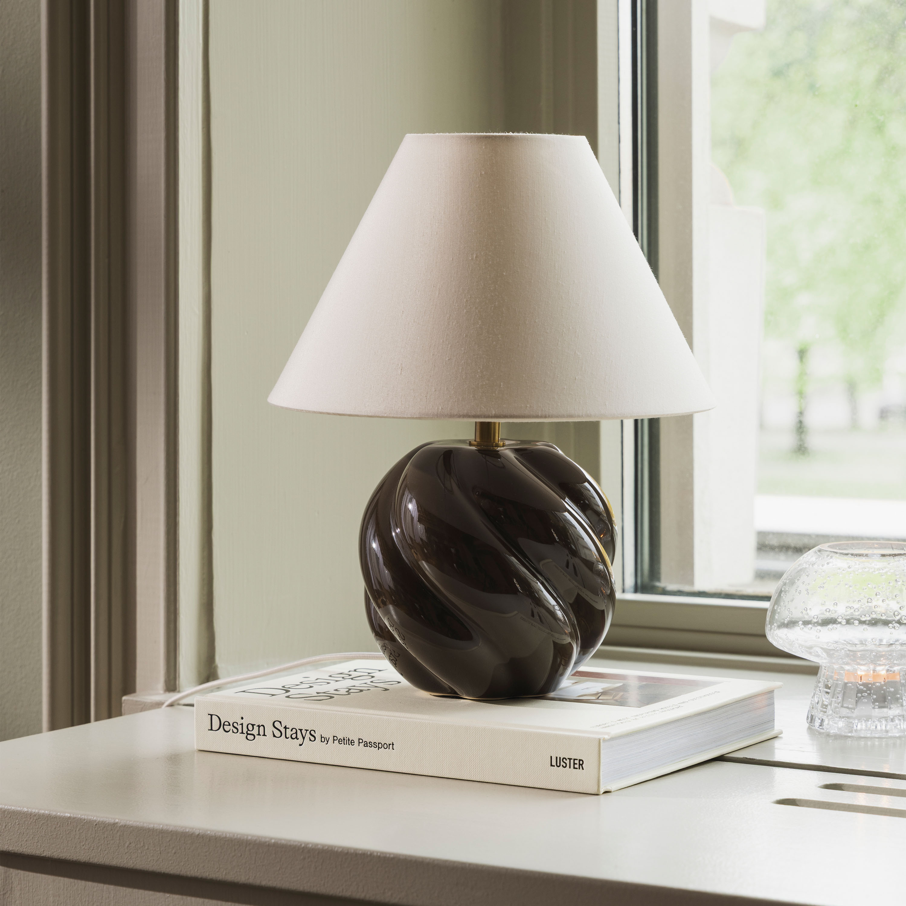 Globen Lighting Dahlia Bordlampe Mocha 24cm