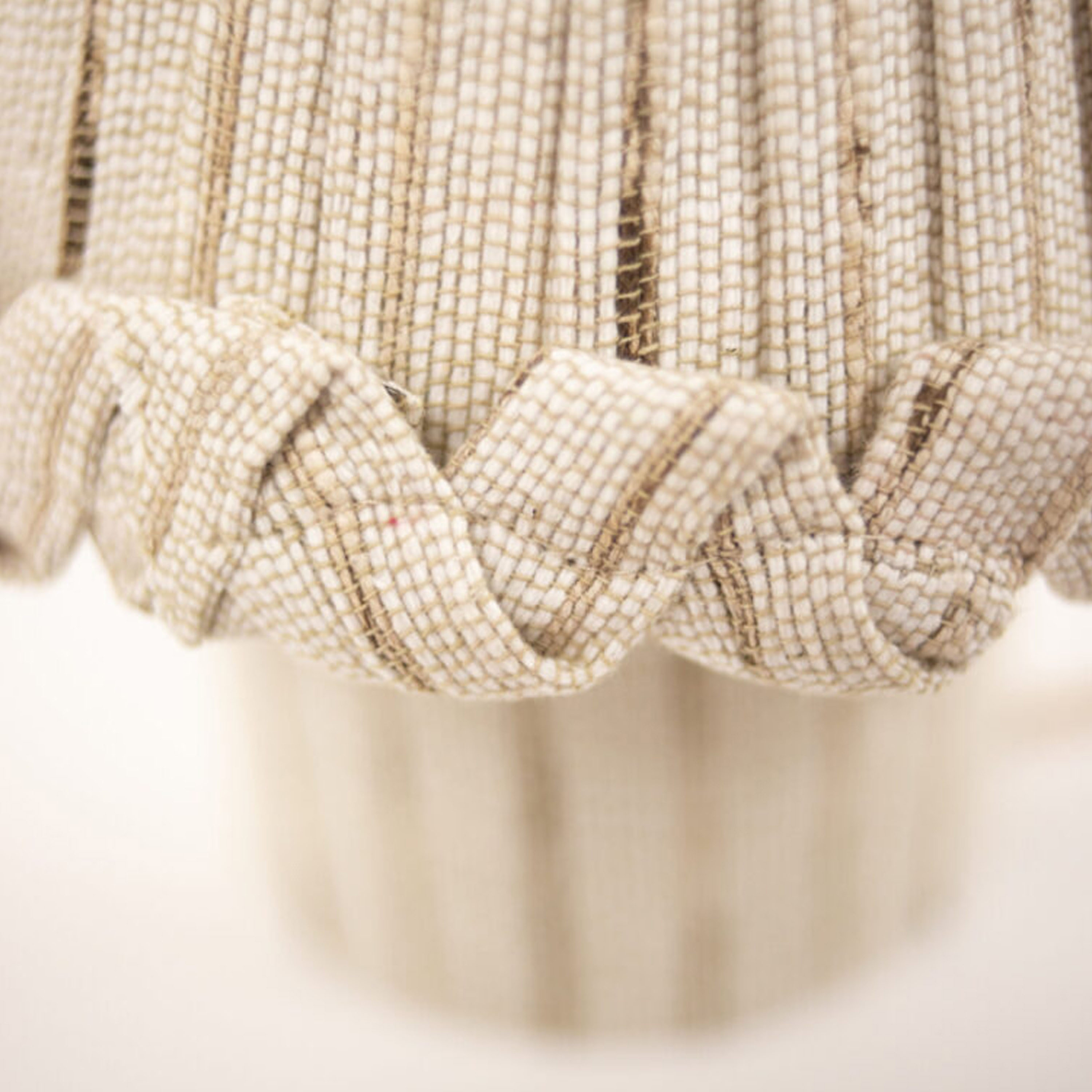 Olsson &amp; Jensen Shiva bordlampe beige 25 cm